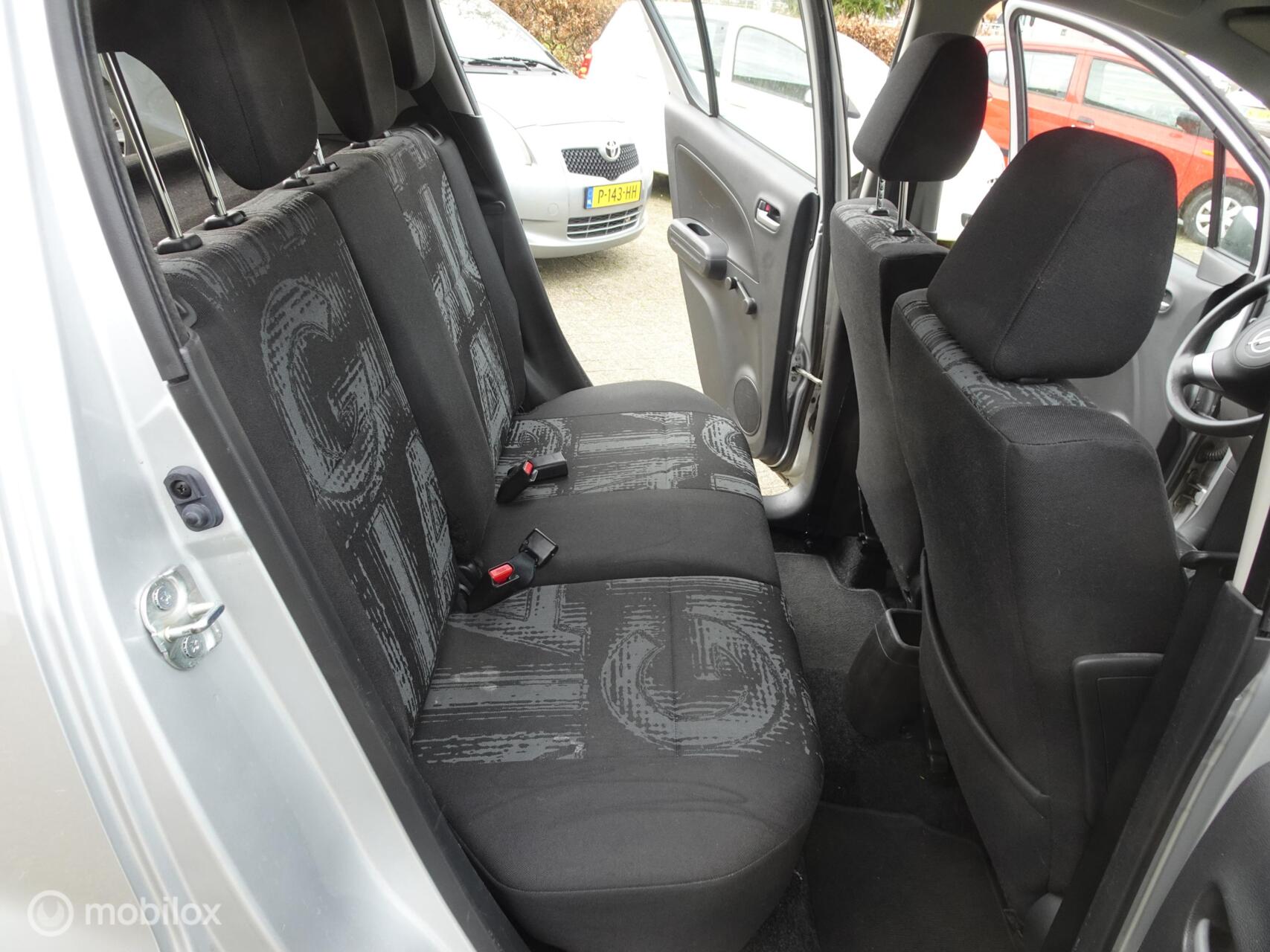 Foto van Opel Agila