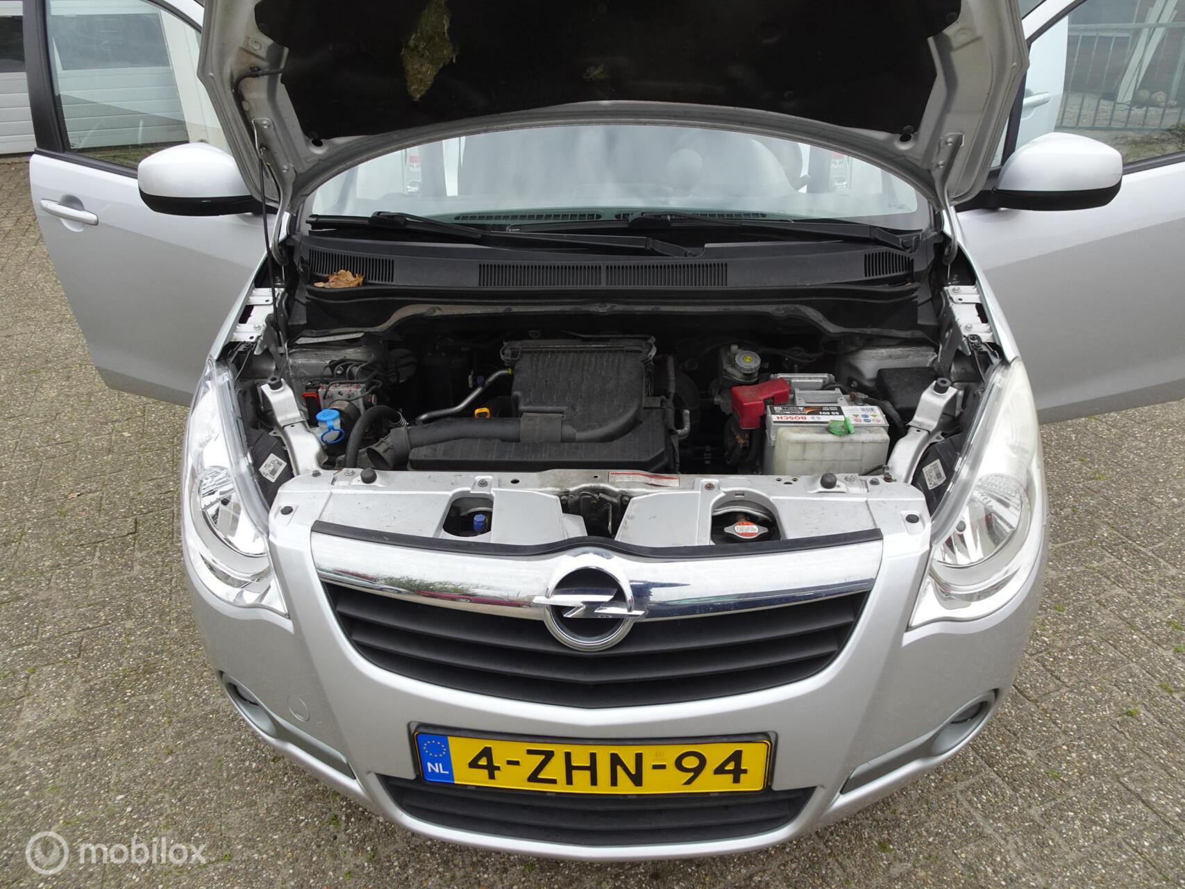 Foto van Opel Agila