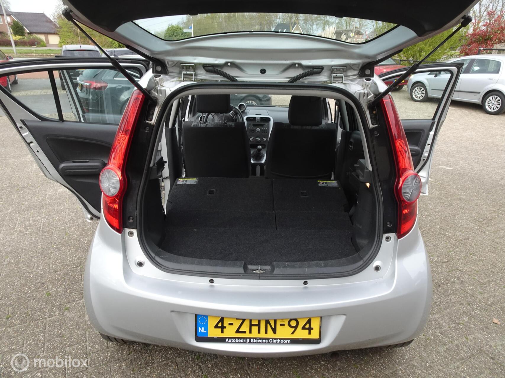 Foto van Opel Agila