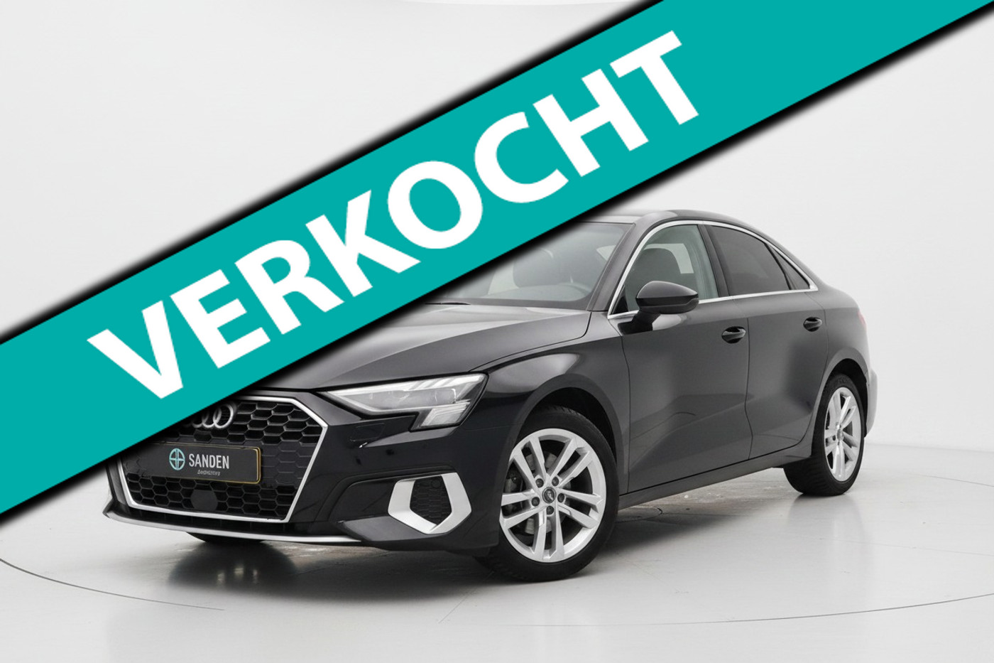 Audi A3 Limousine 30 TFSI Advanced edition Limousine|Automaat|Led|Navi|Electrische stoelen|Camera|Donkere Hemel|17inch 2023 - voorkant