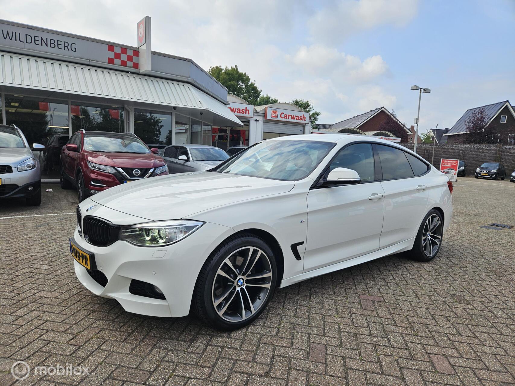 Foto van BMW 328i xDrive