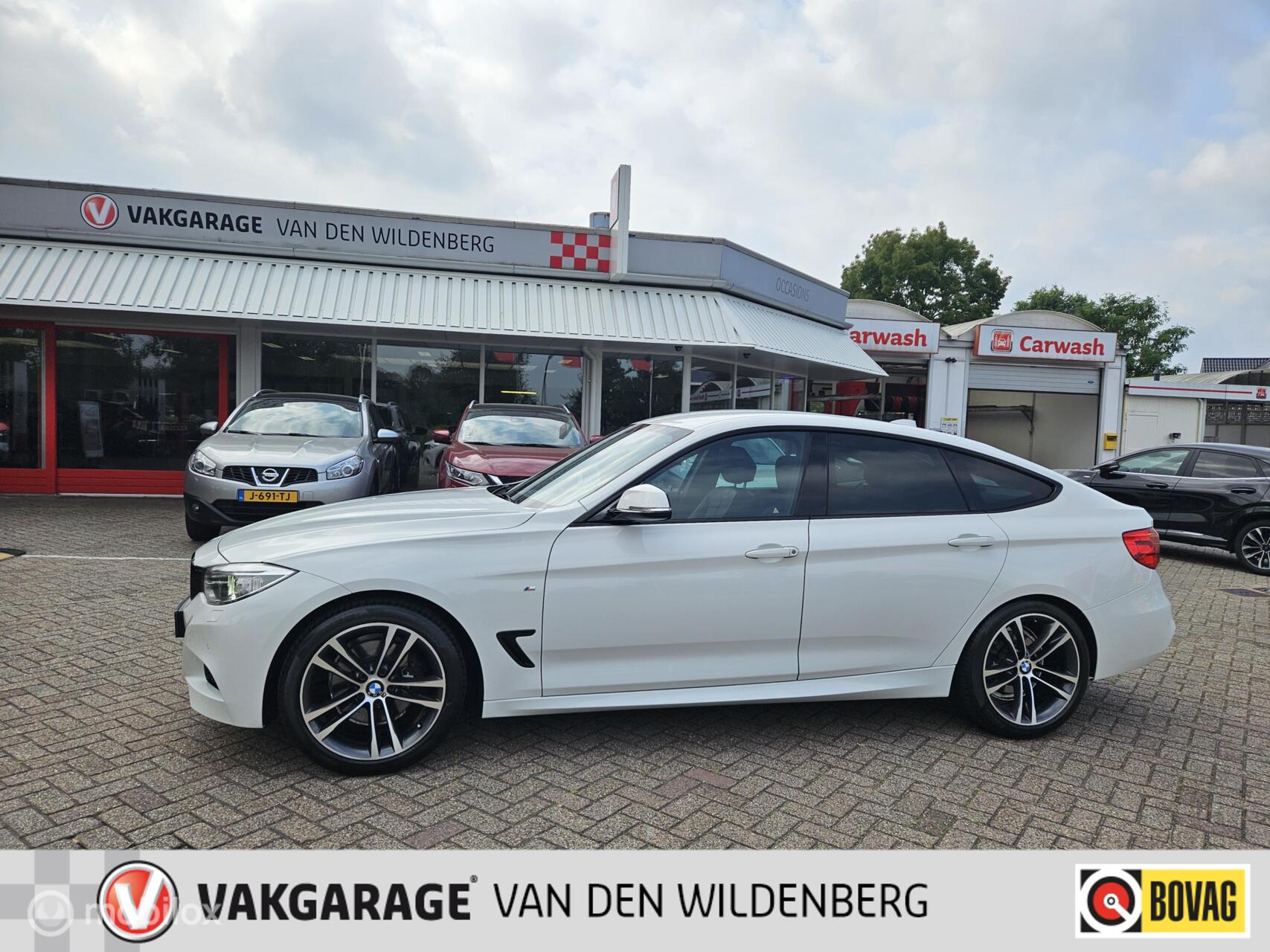BMW 328i xDrive 328i xDrive High Executive 2013 - voorkant