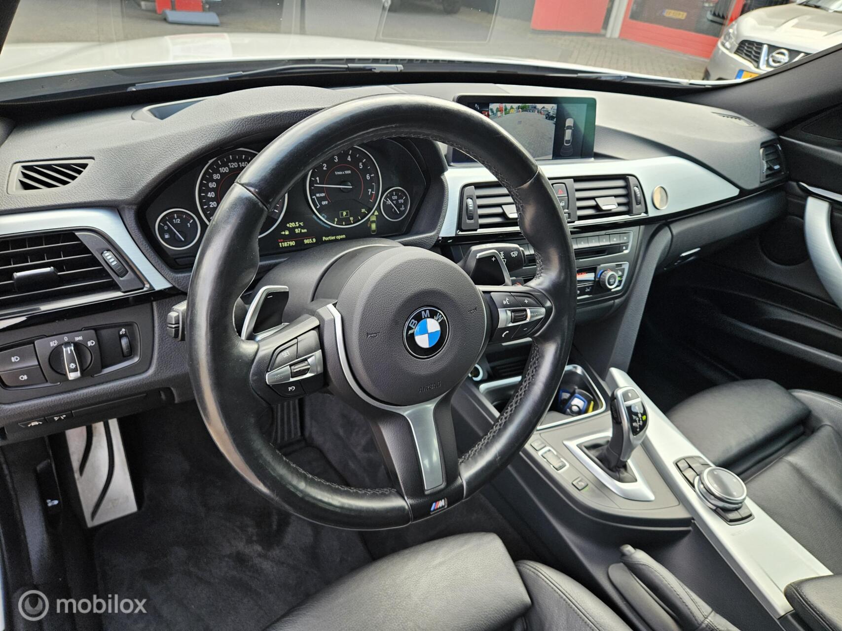 Foto van BMW 328i xDrive