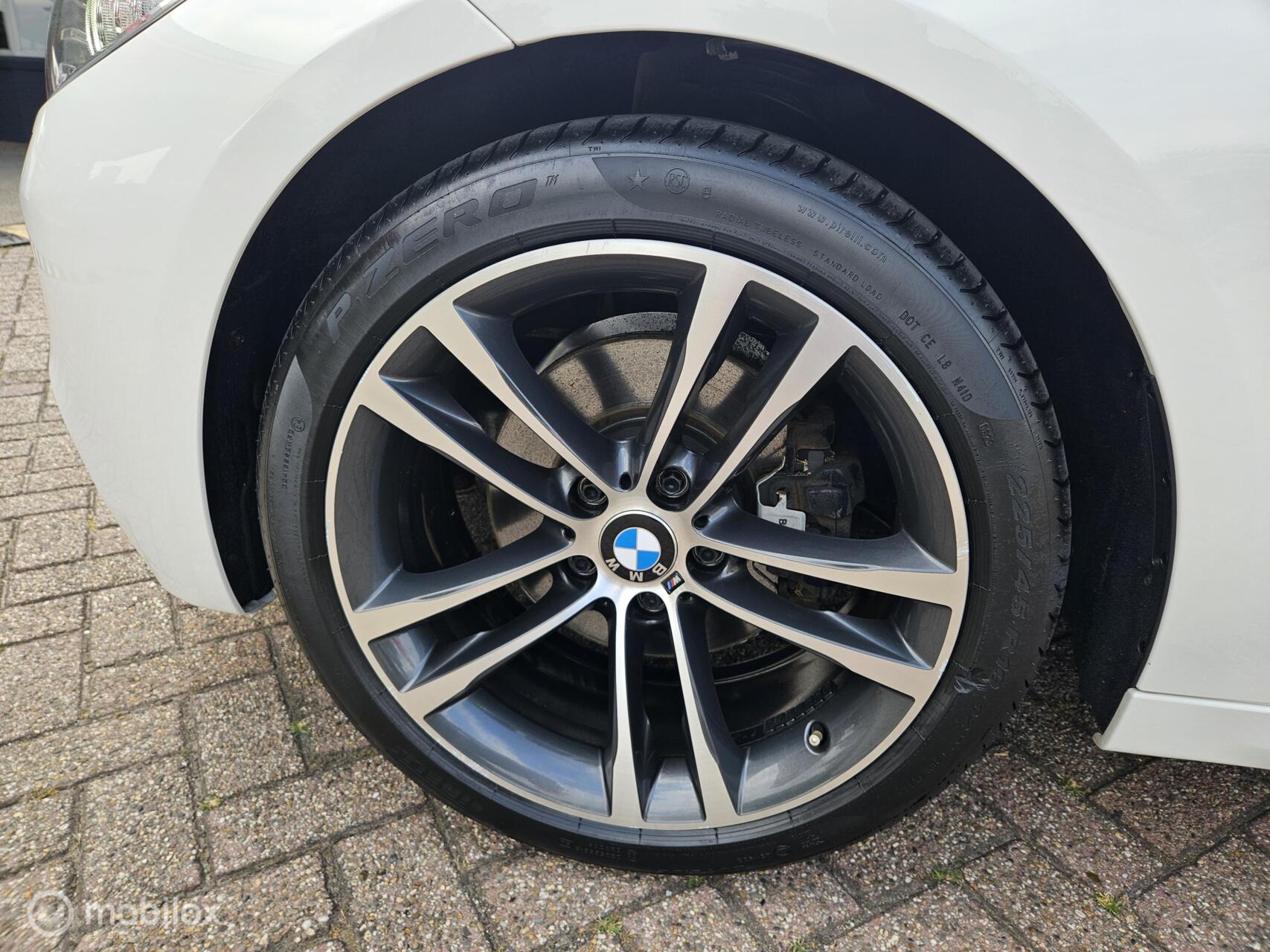 Foto van BMW 328i xDrive