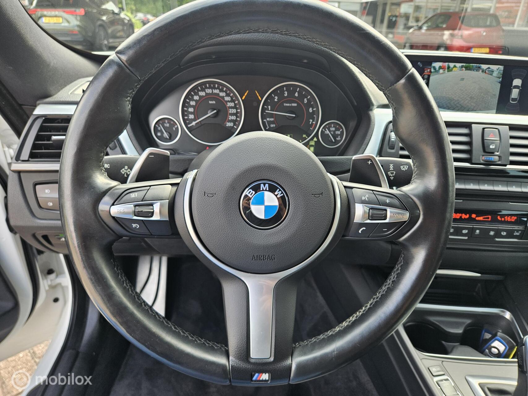 Foto van BMW 328i xDrive