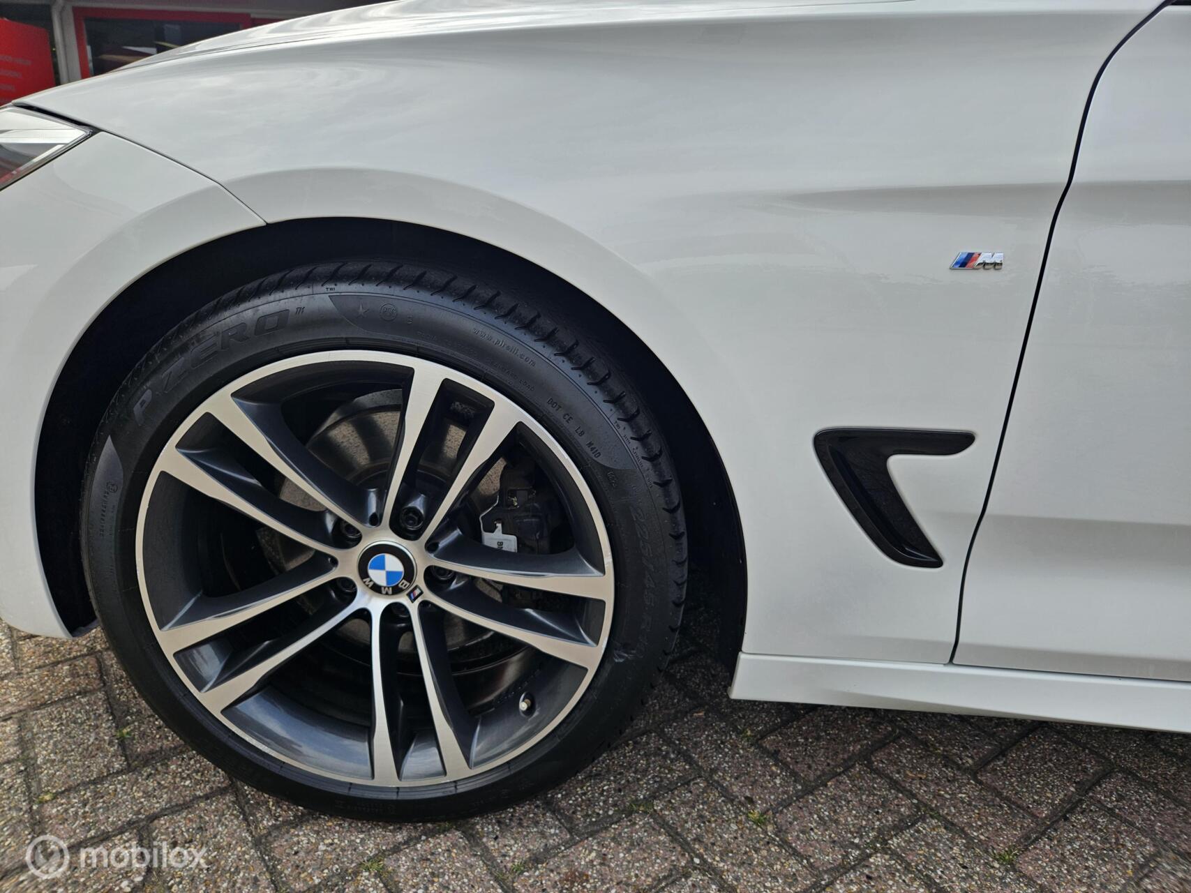 Foto van BMW 328i xDrive