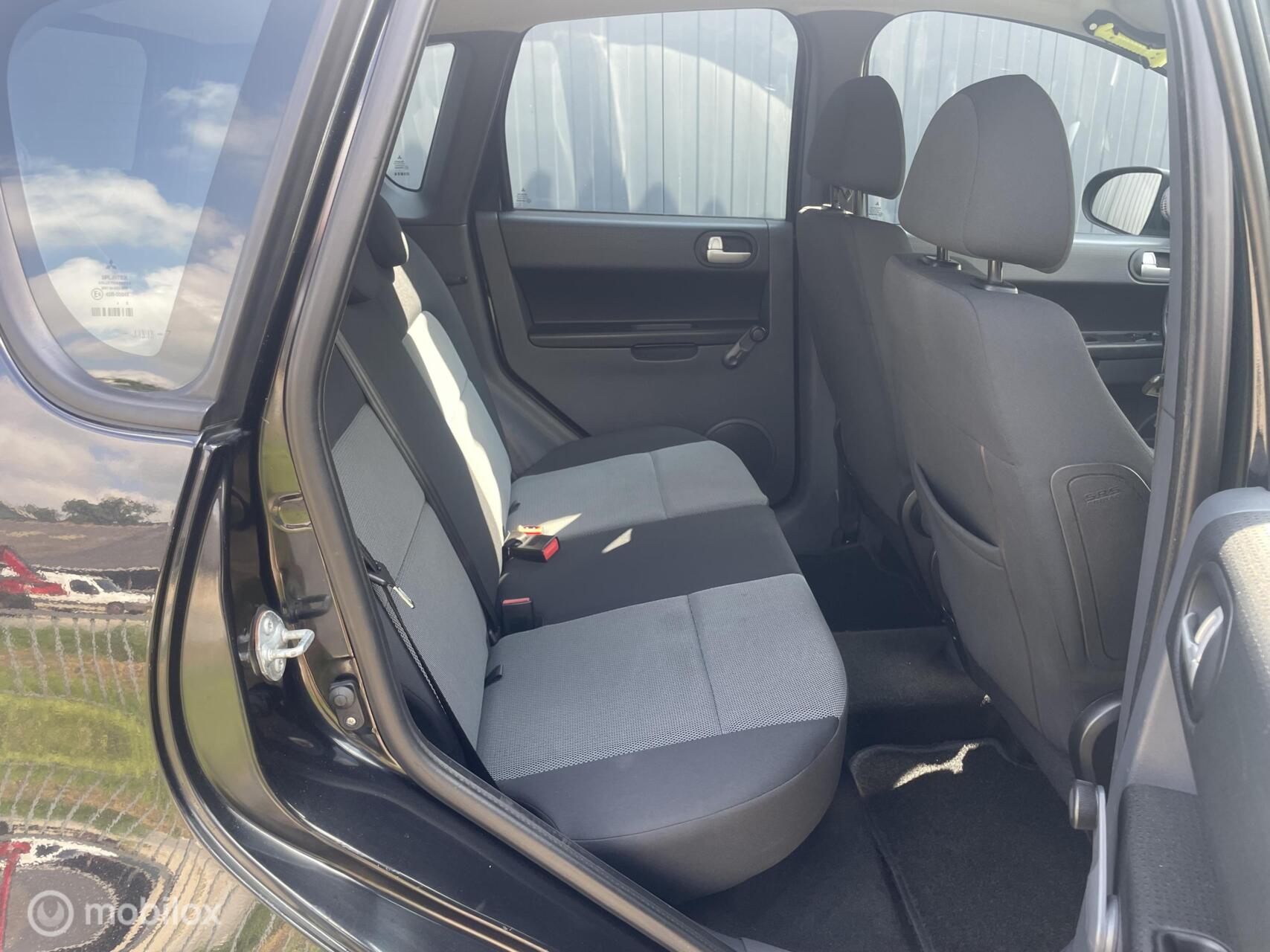 Foto van Mitsubishi Mitsubishi Colt