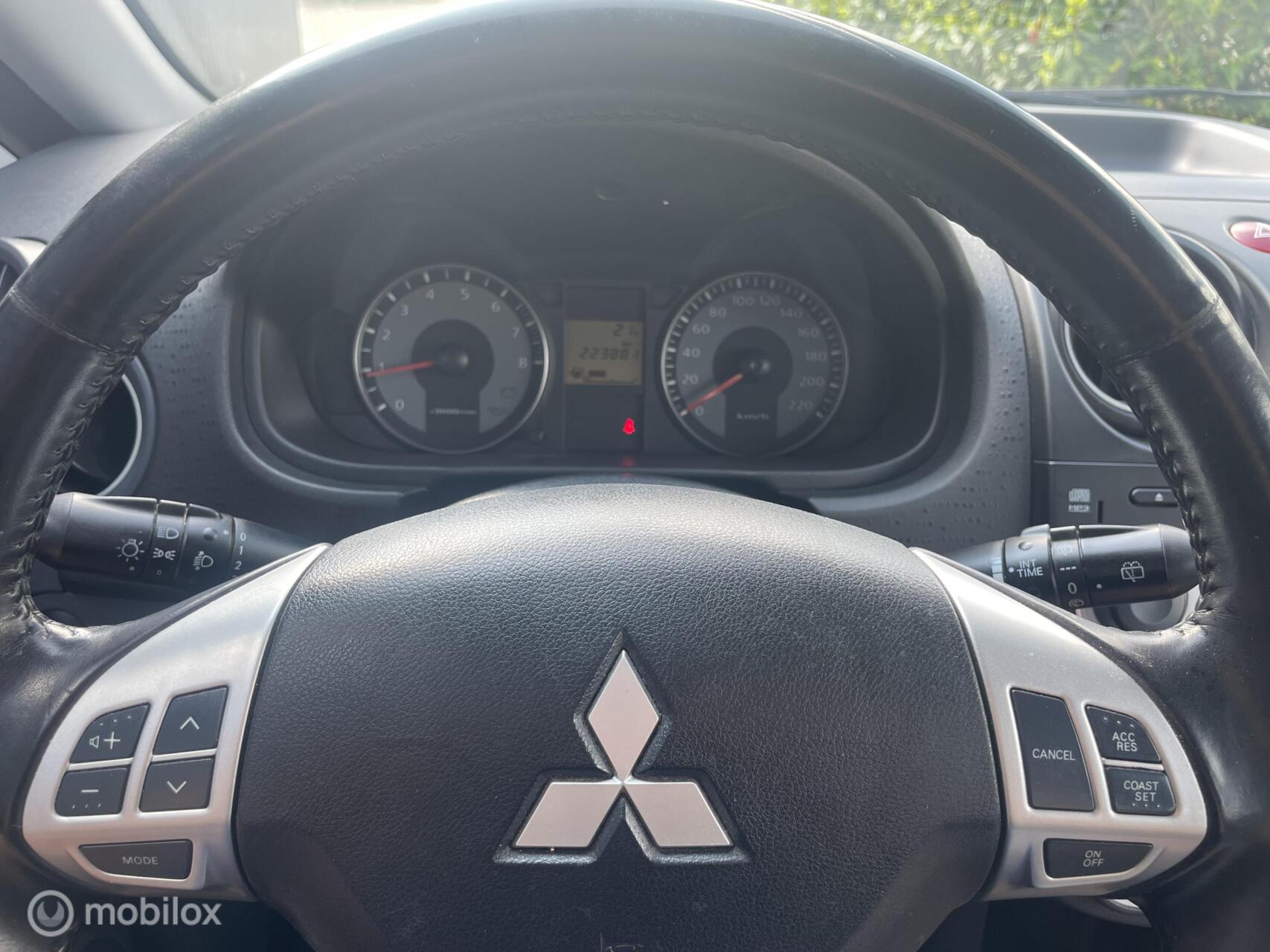 Foto van Mitsubishi Mitsubishi Colt