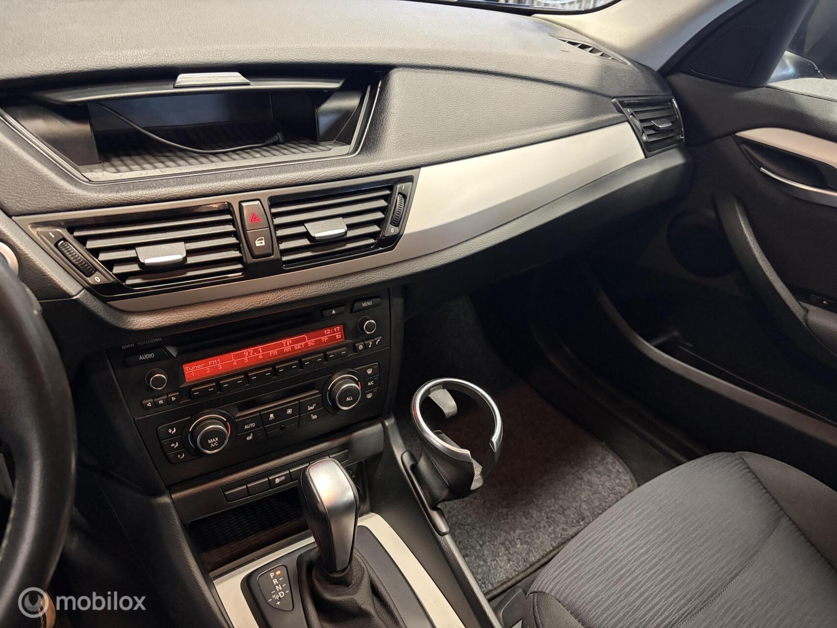 Foto van BMW X1 Sdrive18i