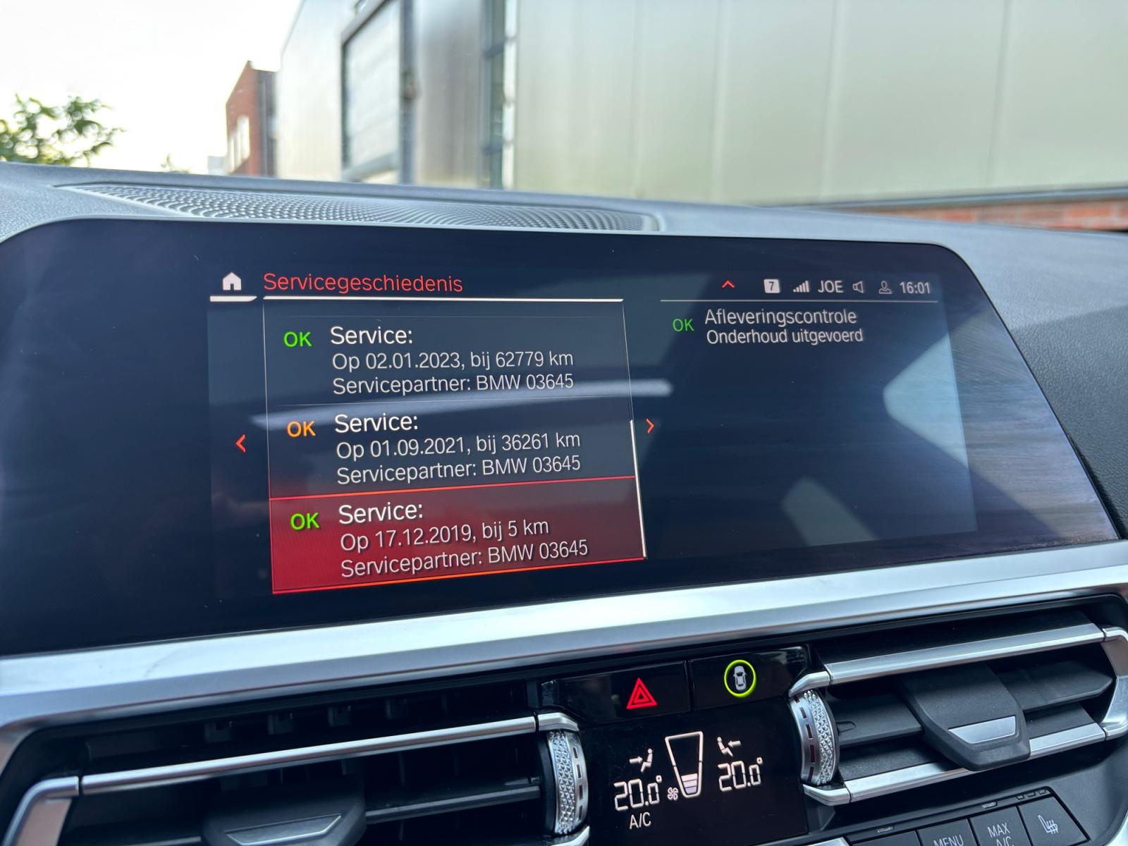 Foto van BMW 320i