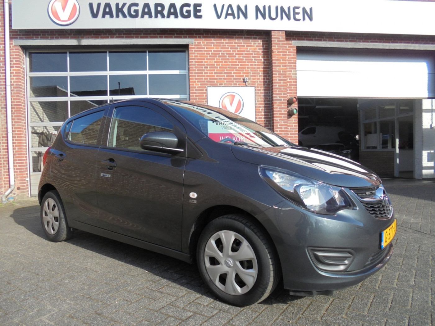 Opel Karl 1.0 ecoFLEX 120 Jaar Edition 2019 - voorkant