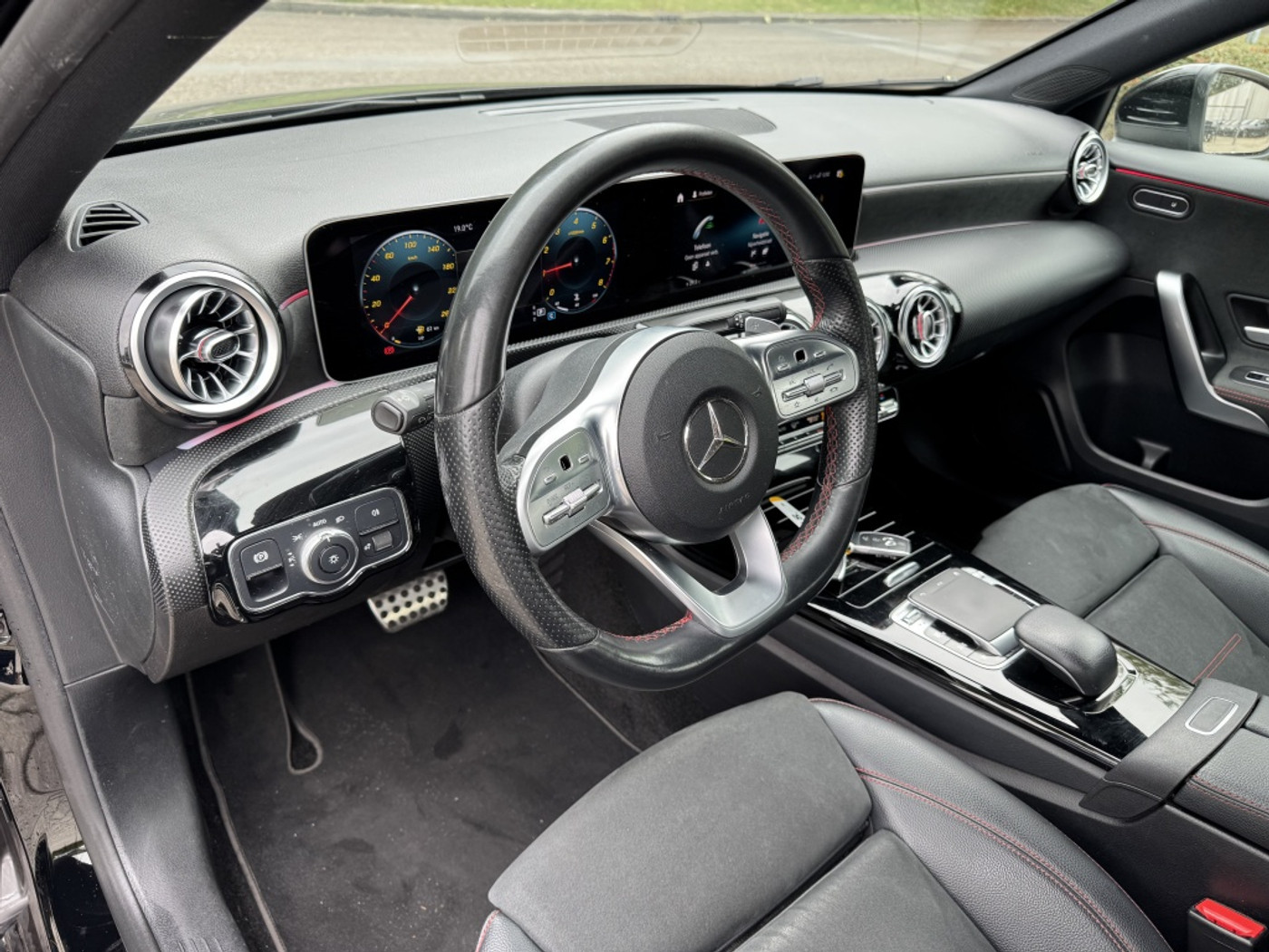 Foto van Mercedes-Benz A 180