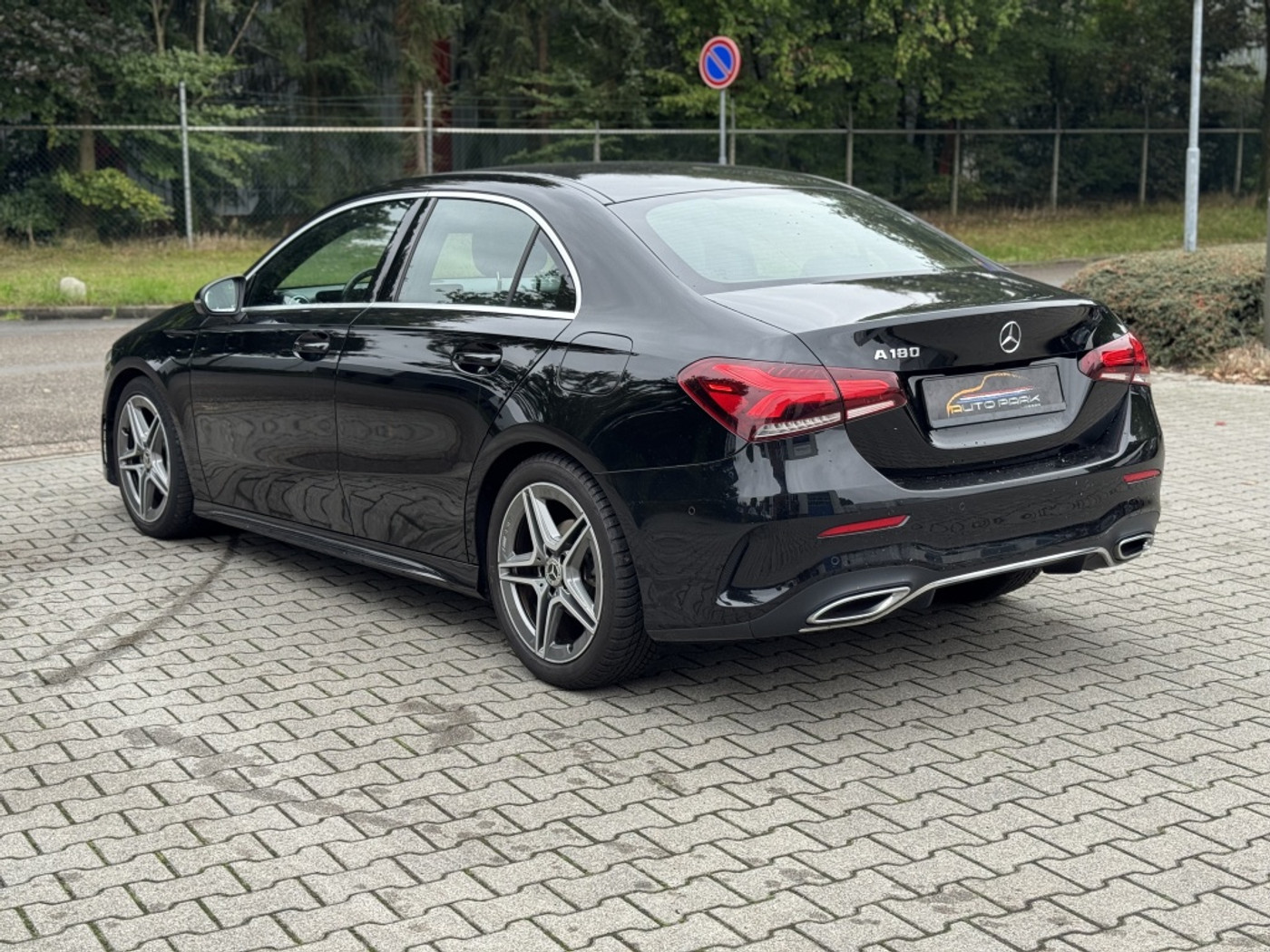 Foto van Mercedes-Benz A 180