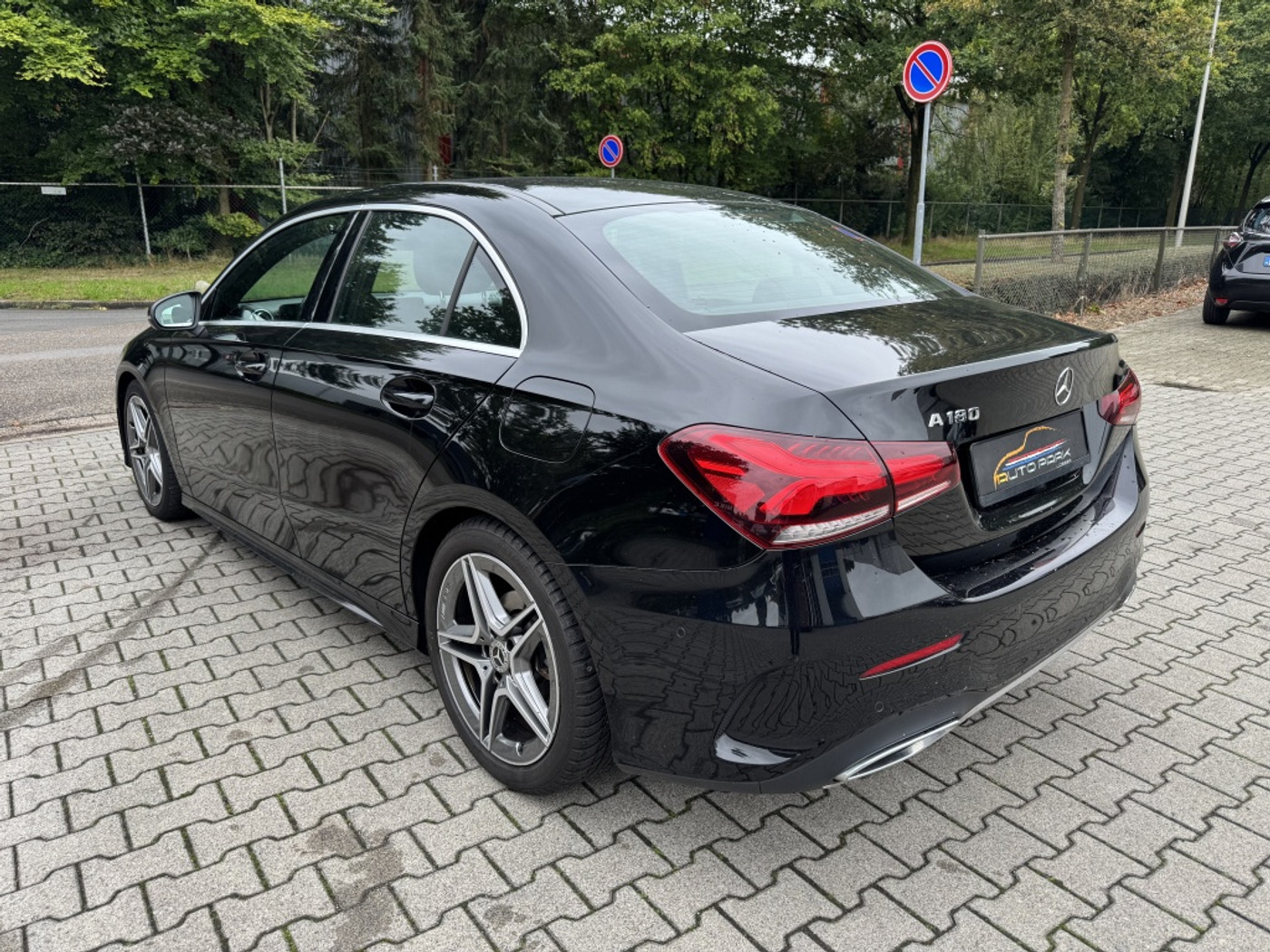 Foto van Mercedes-Benz A 180
