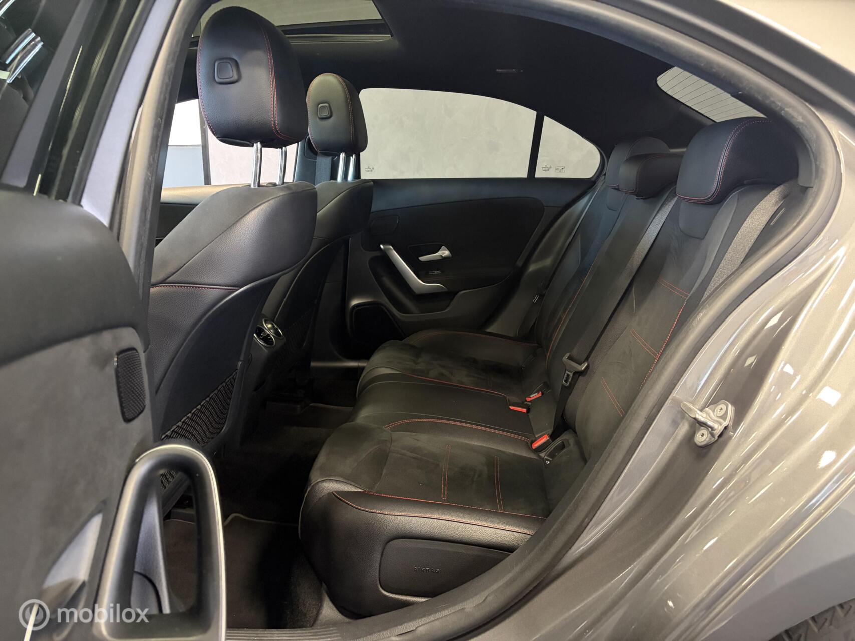 Foto van Mercedes-Benz A 250
