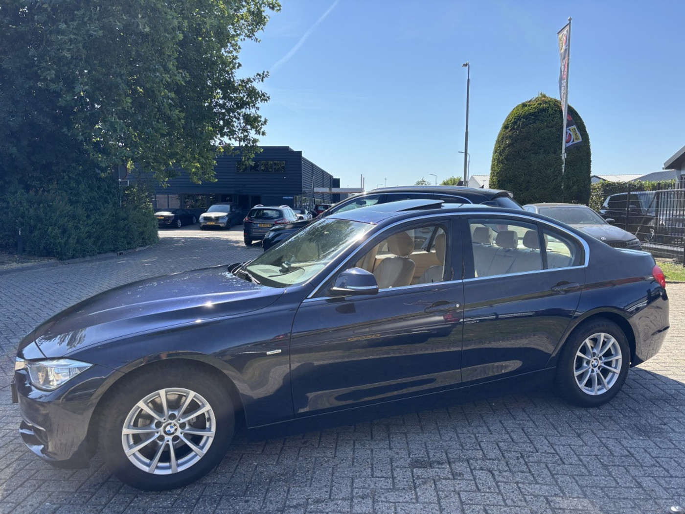 Foto van BMW 320i
