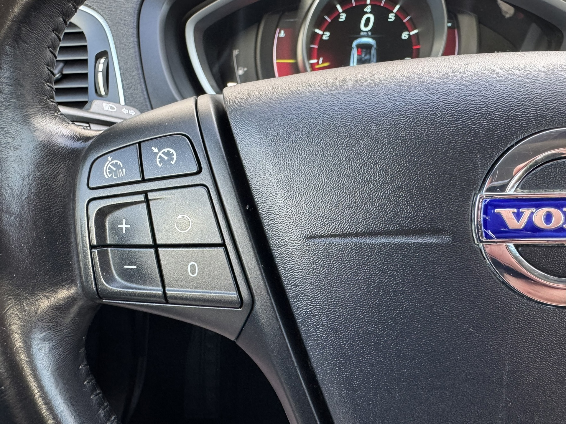 Foto van Volvo V40 Cross Country