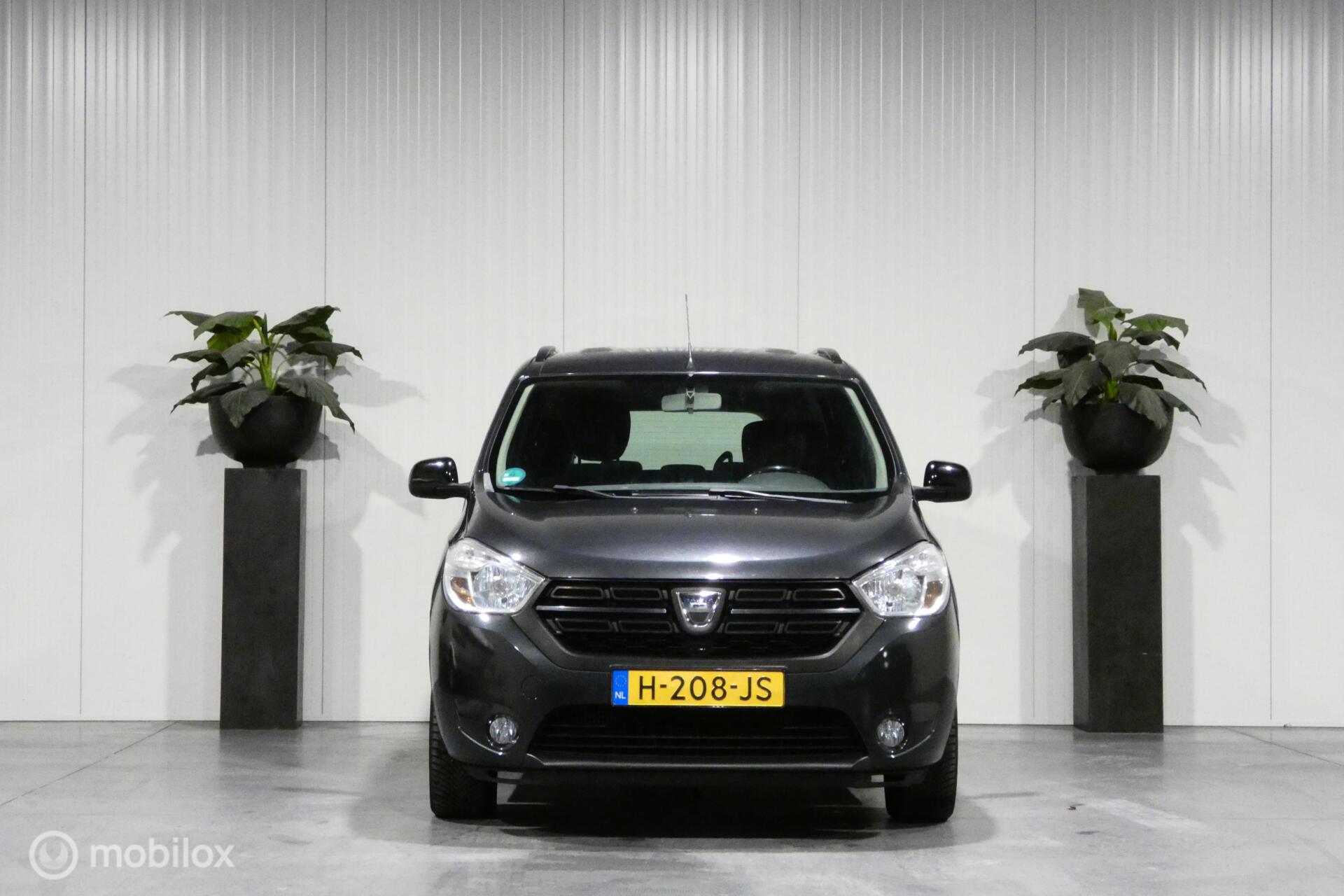 Foto van Dacia Lodgy