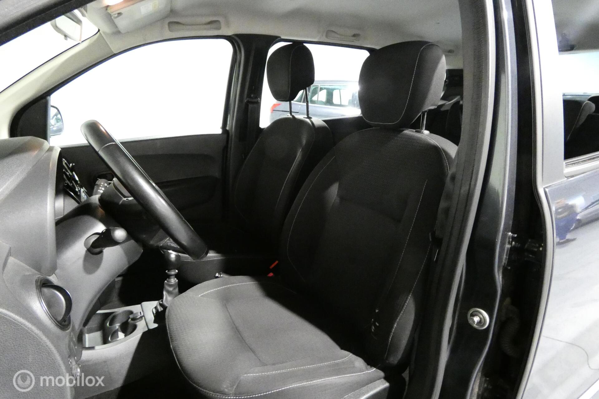 Foto van Dacia Lodgy