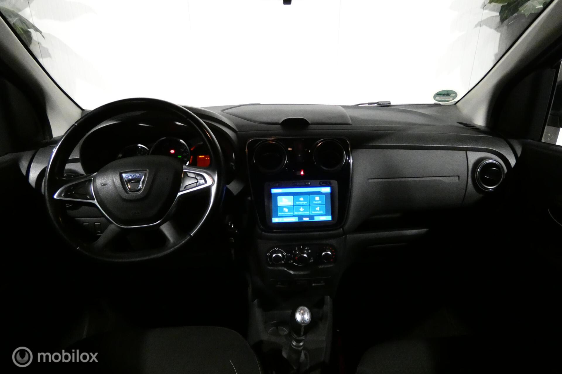 Foto van Dacia Lodgy