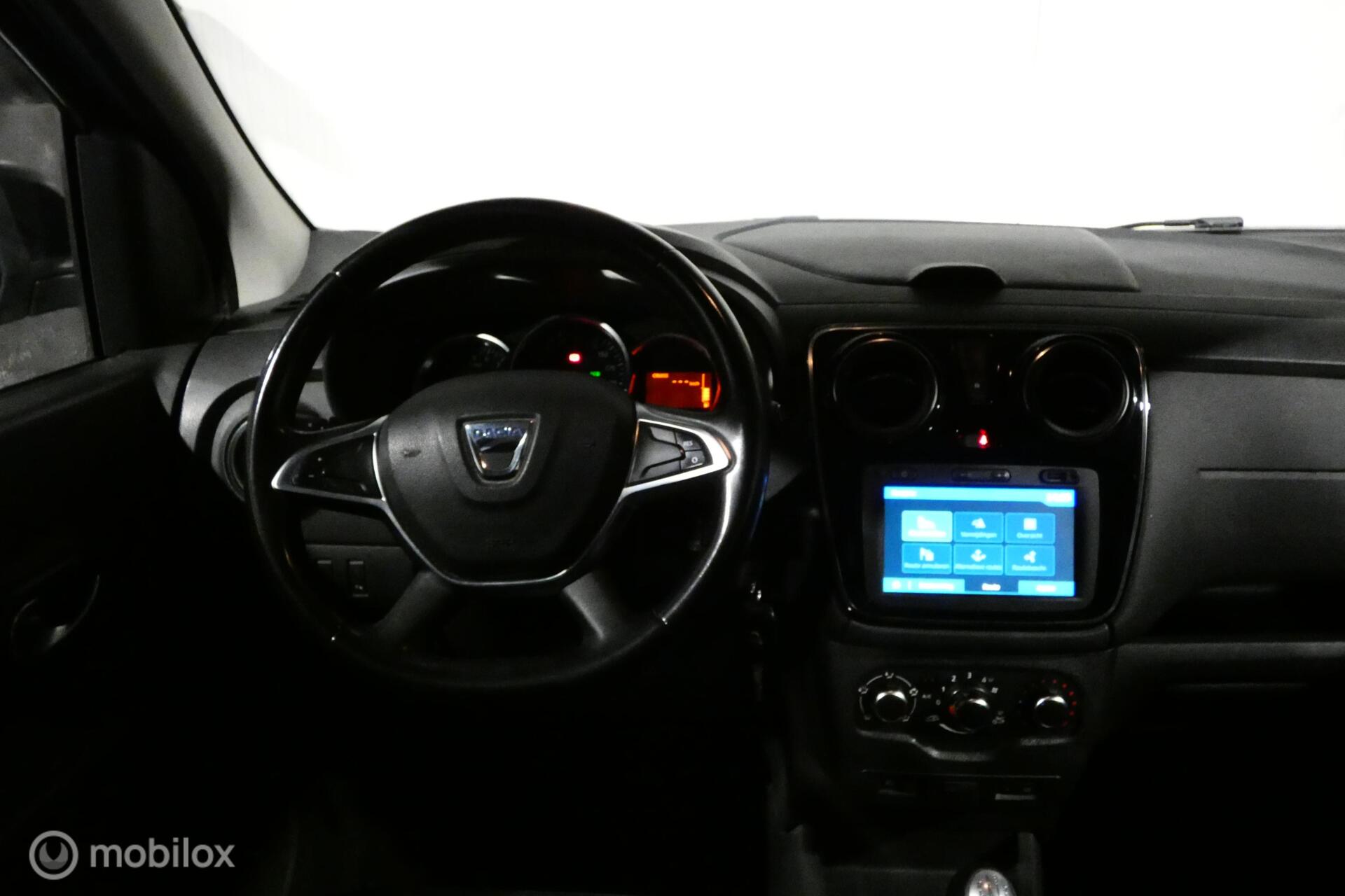 Foto van Dacia Lodgy