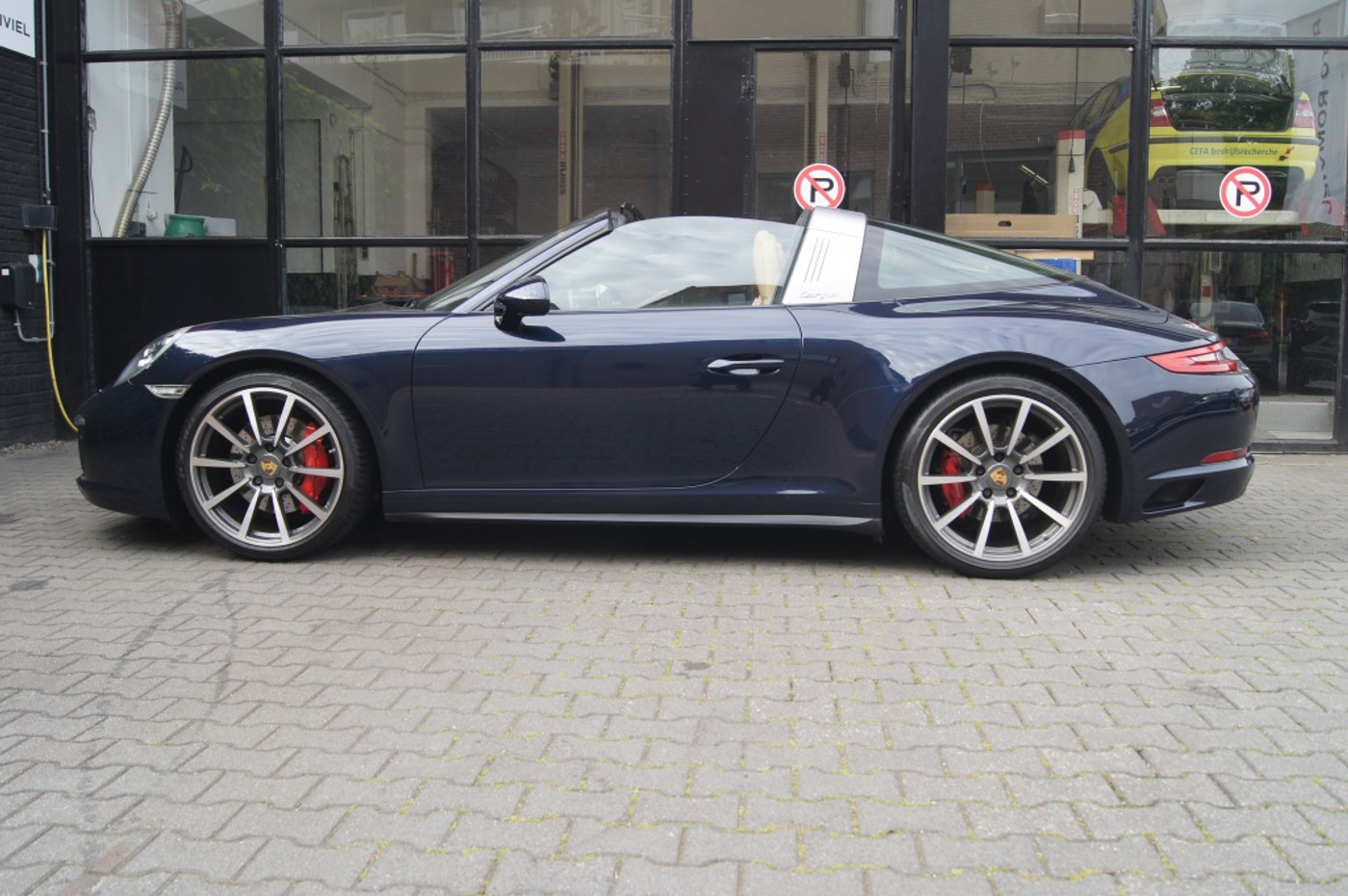 Foto van Porsche 911 Targa 4s