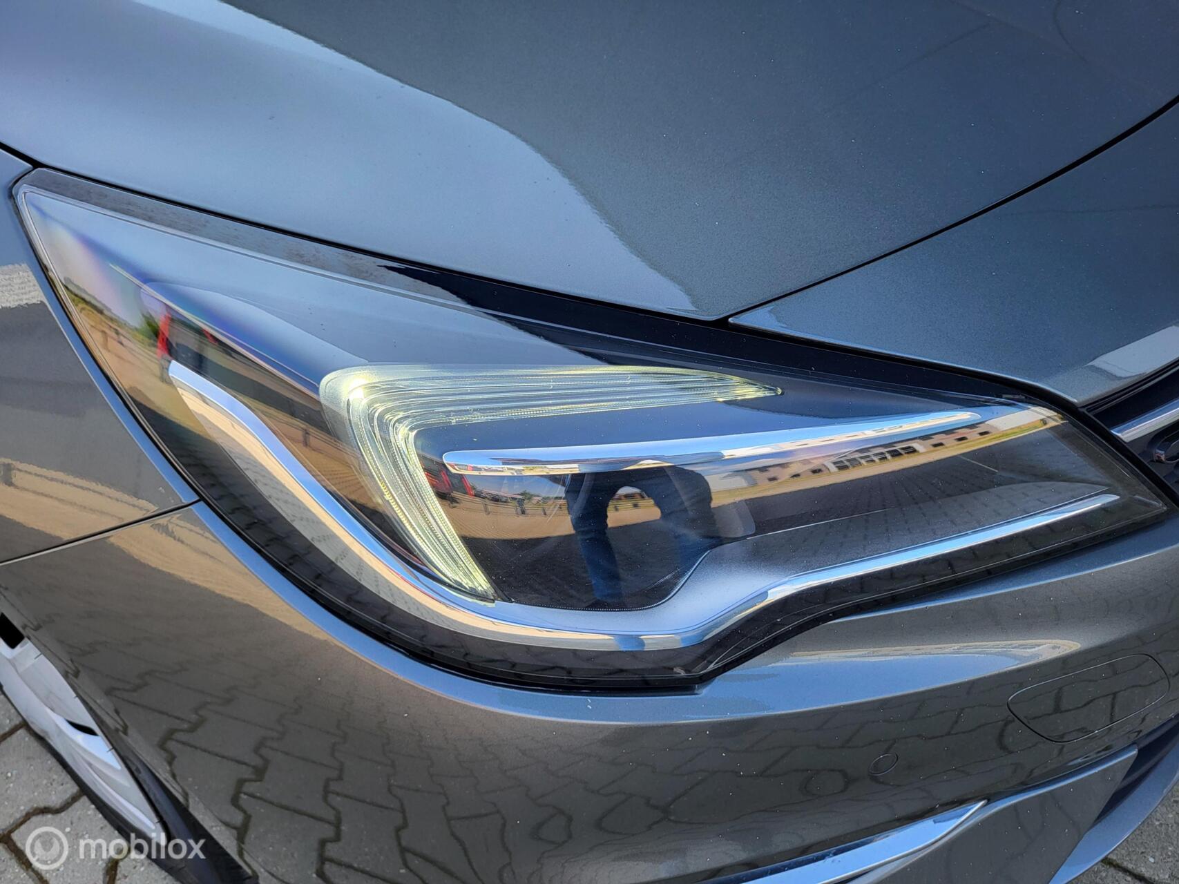 Foto van Opel Astra Sports Tourer
