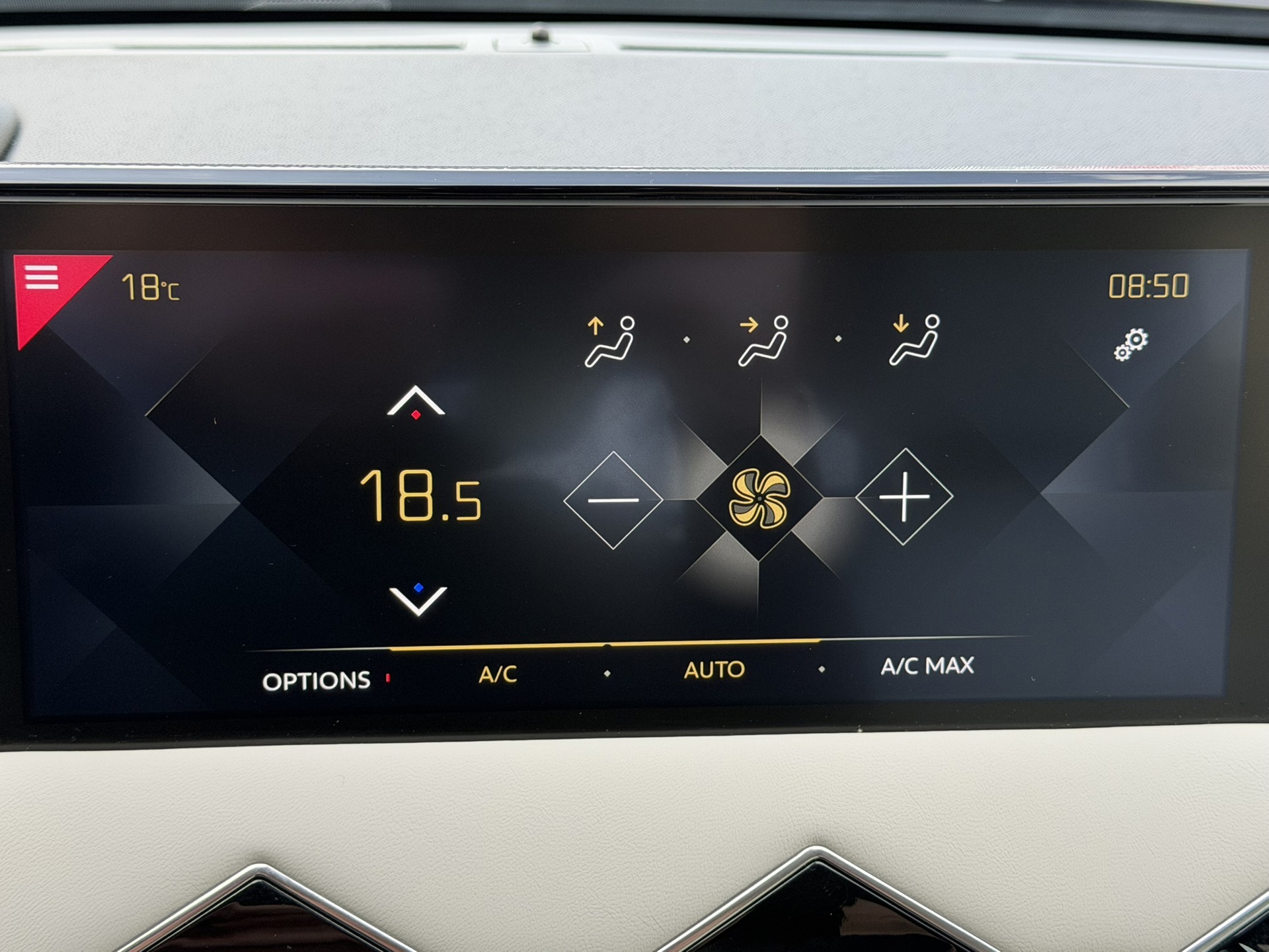 Foto van DS Ds3 Crossback