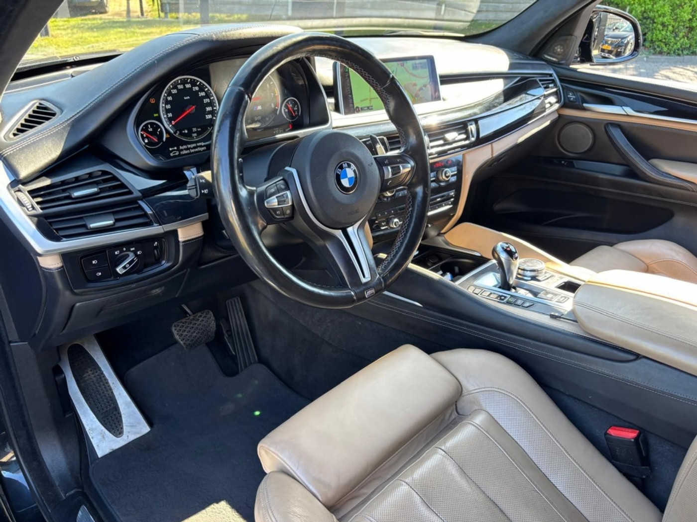 Foto van BMW X5 M