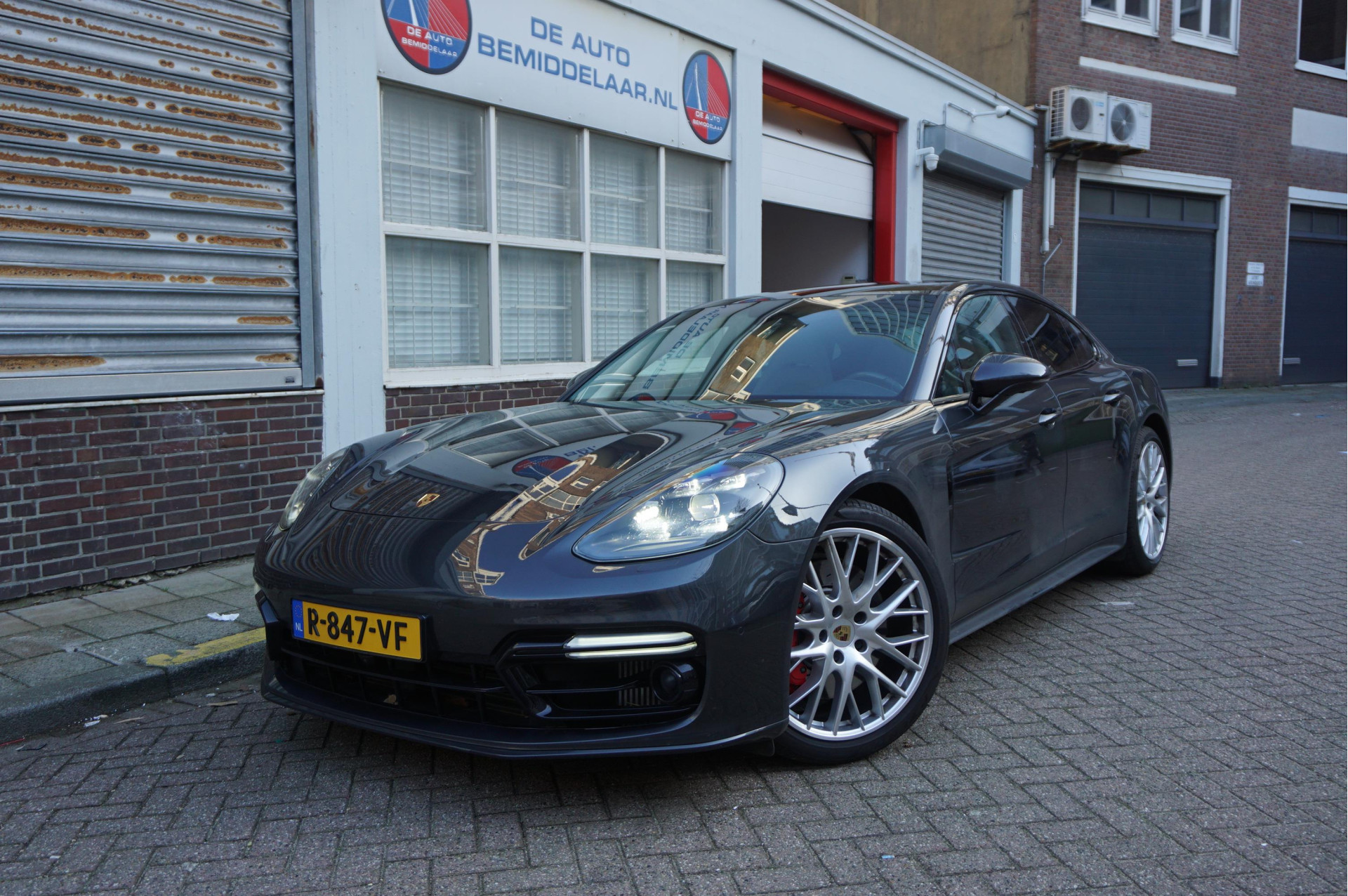 Foto van Porsche Panamera