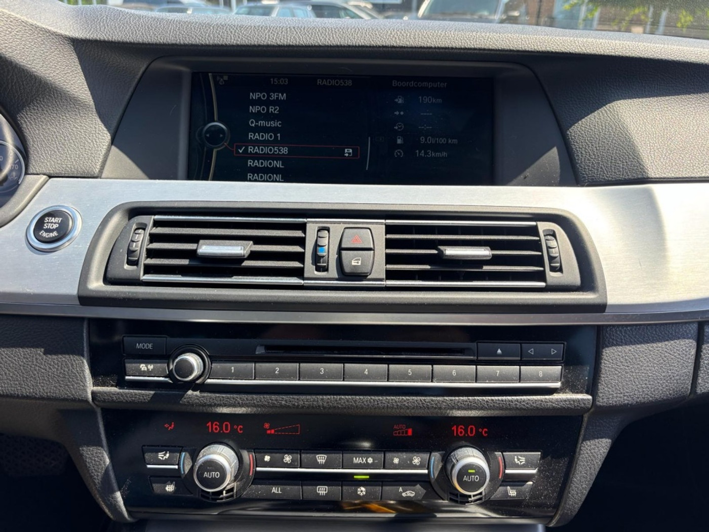 Foto van BMW 523i