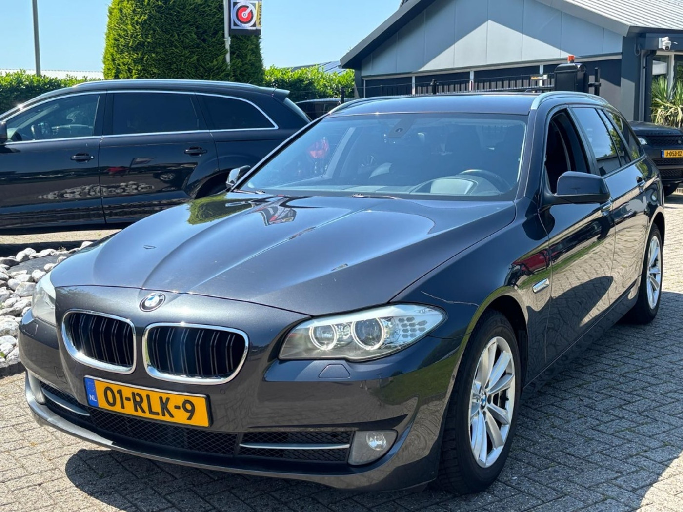 BMW 523i 523i High Executive 2011 Youngtimer Trekhaak 2011 - voorkant