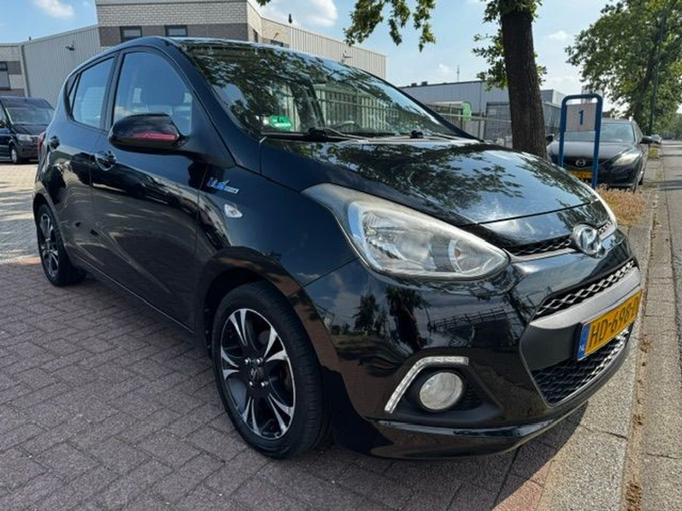 Hyundai I10 1.0i i-Motion 5deurs Comfort Plus 2016 - voorkant