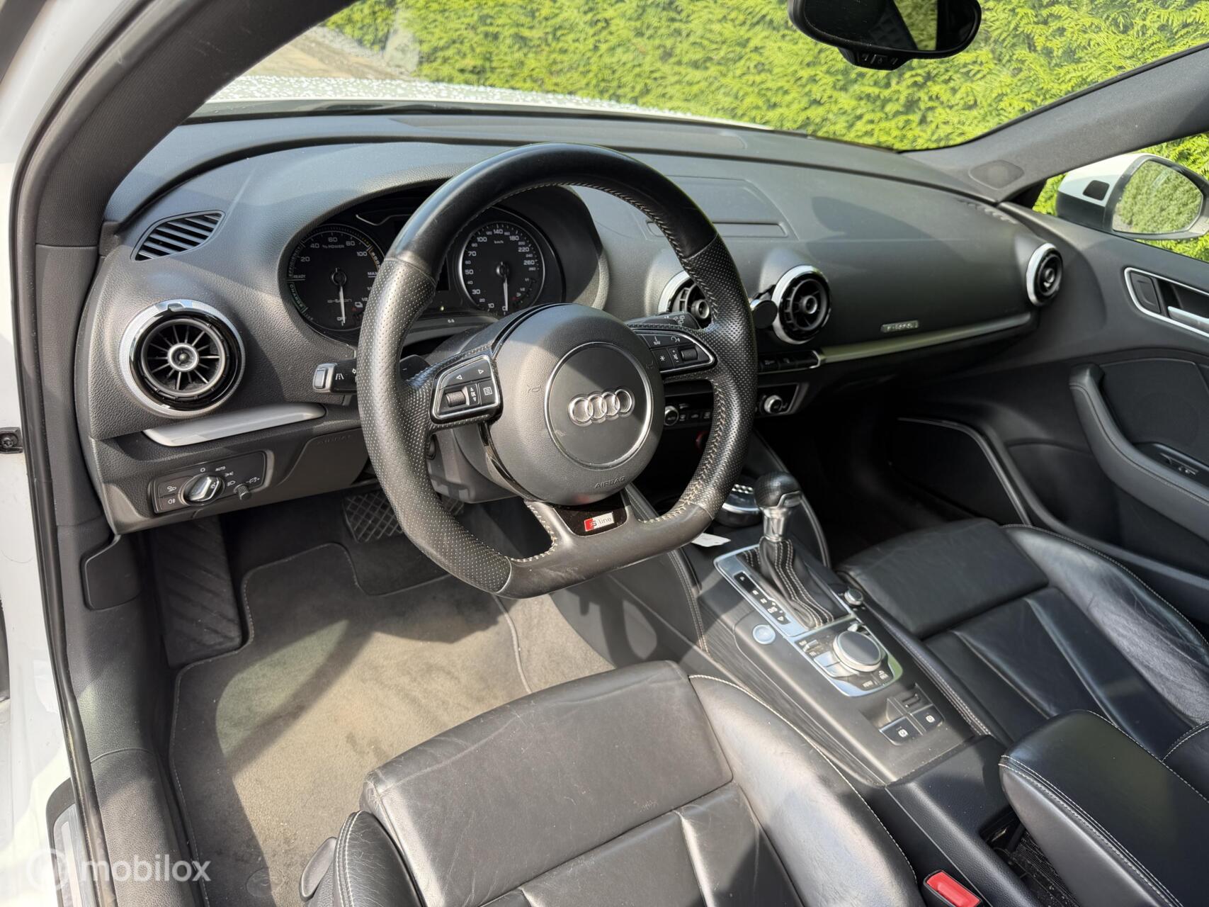 Foto van Audi A3 Sportback E-tron