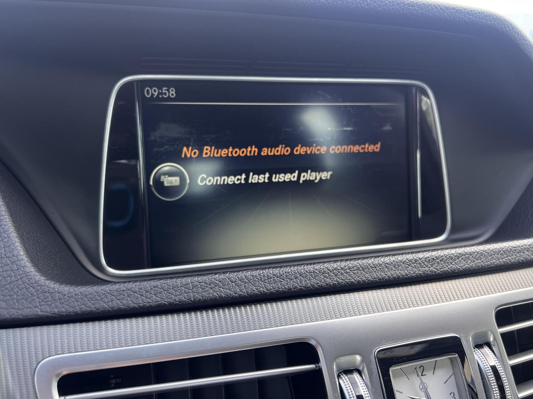 Foto van Mercedes-Benz E 220 Bluetec