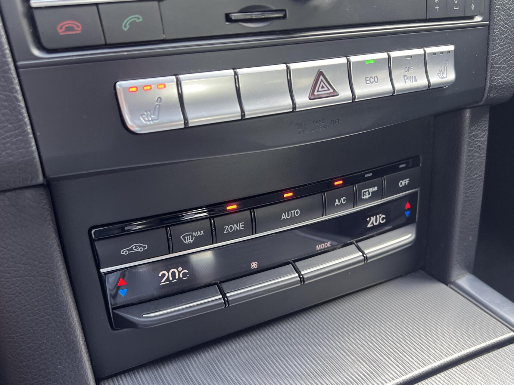 Foto van Mercedes-Benz E 220 Bluetec