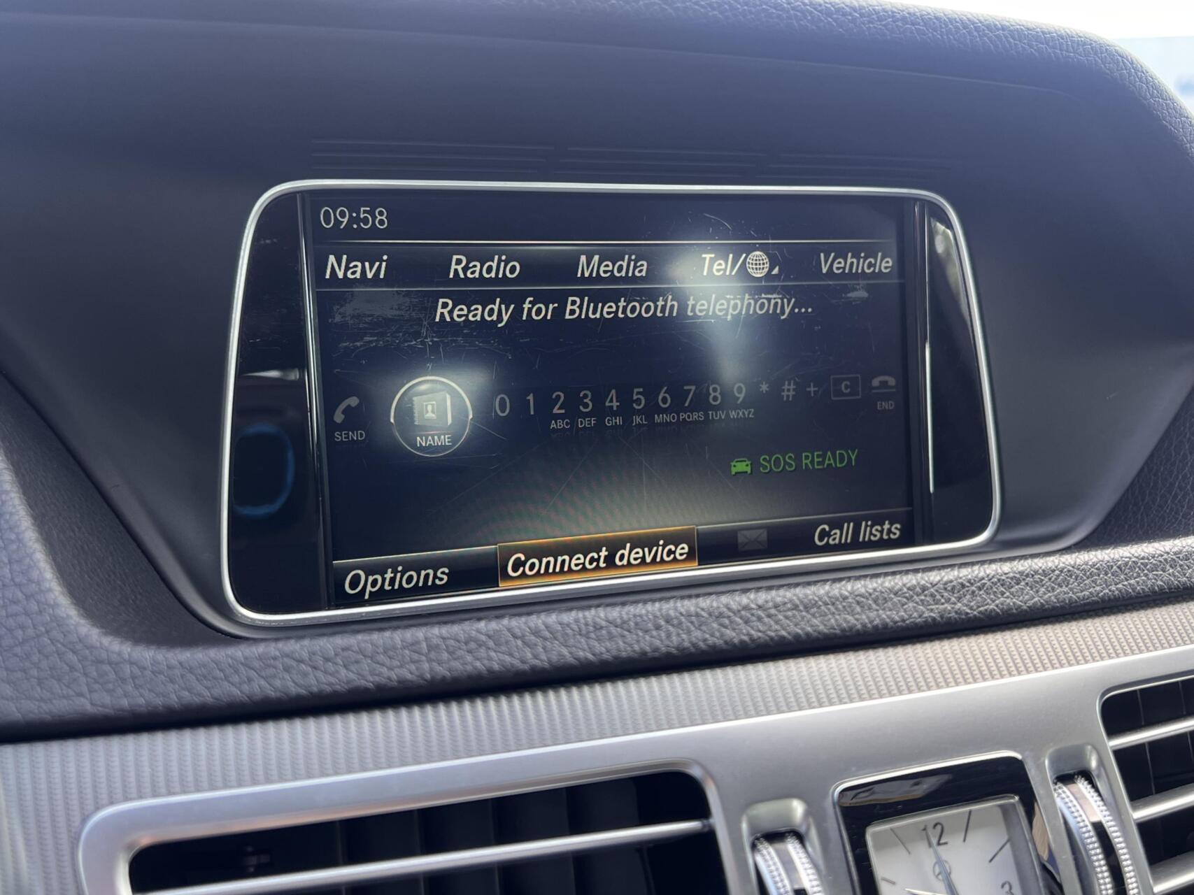 Foto van Mercedes-Benz E 220 Bluetec