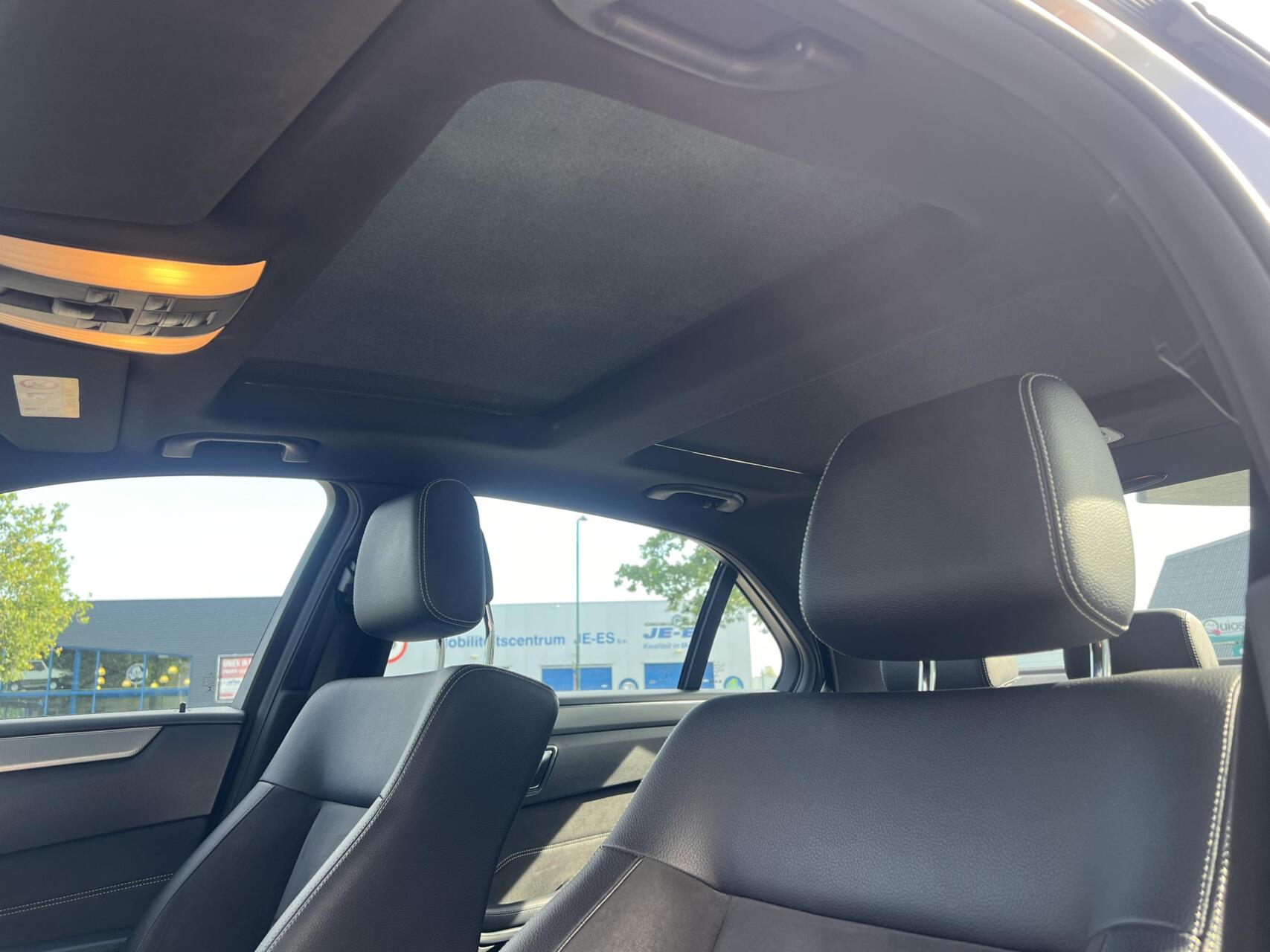 Foto van Mercedes-Benz E 220 Bluetec