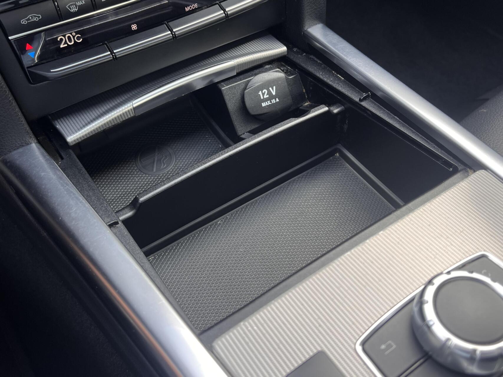 Foto van Mercedes-Benz E 220 Bluetec