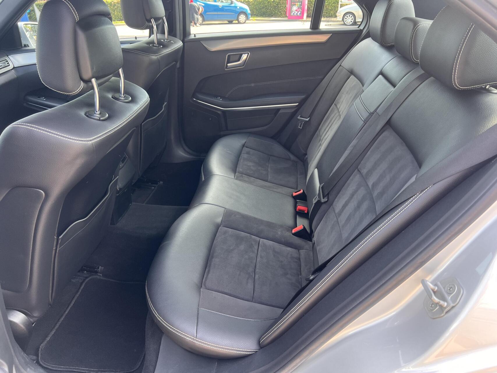 Foto van Mercedes-Benz E 220 Bluetec
