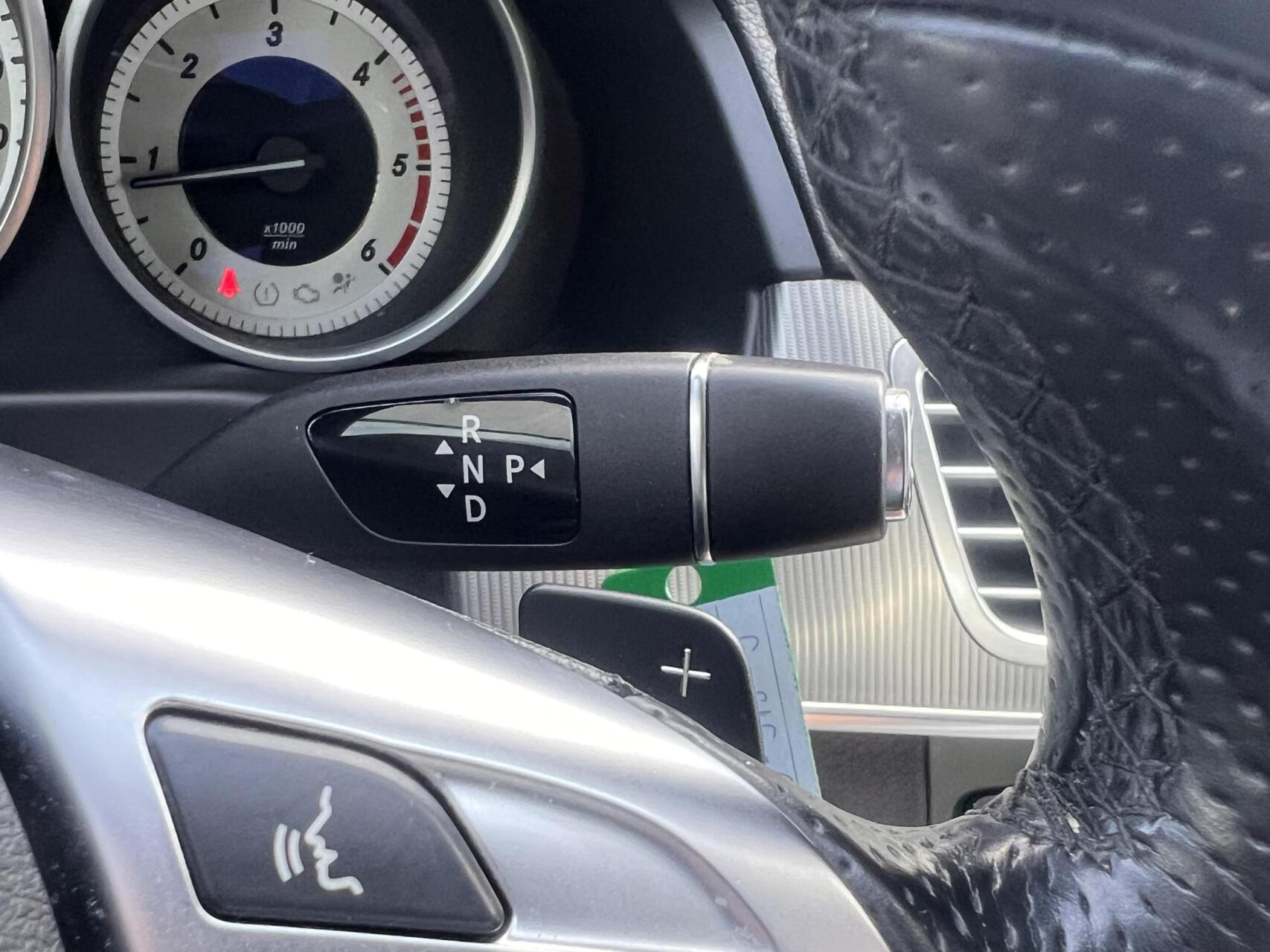 Foto van Mercedes-Benz E 220 Bluetec