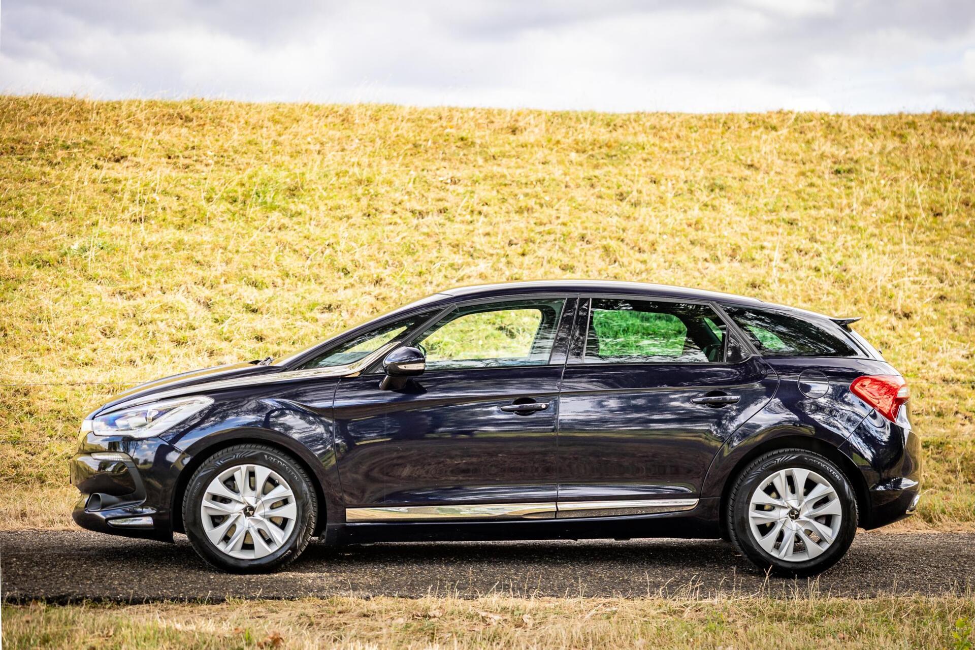 Foto van DS DS 5