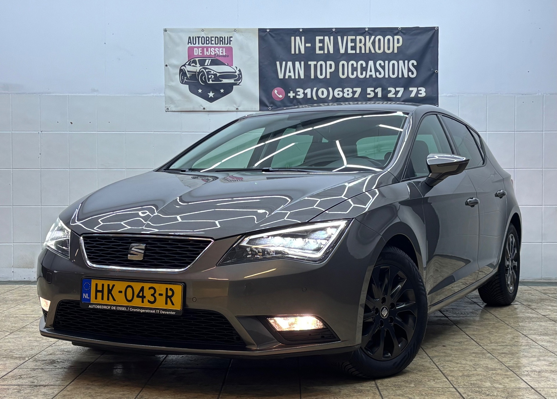 Seat Leon 1.4 EcoTSI Style 2015 - voorkant