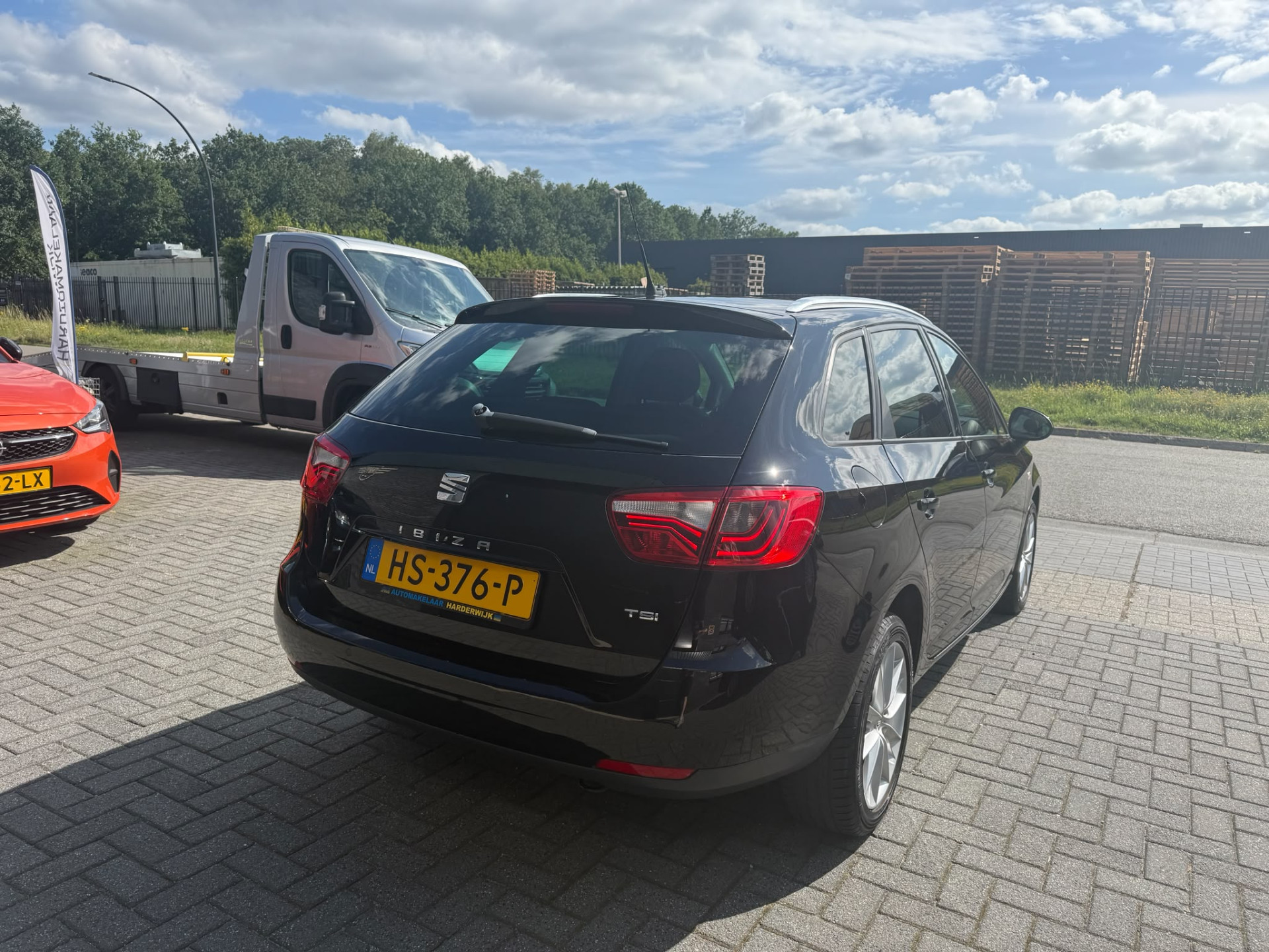 Foto van Seat Ibiza ST