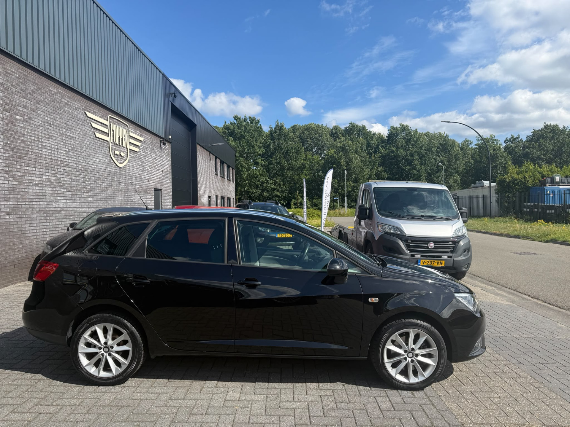 Foto van Seat Ibiza ST