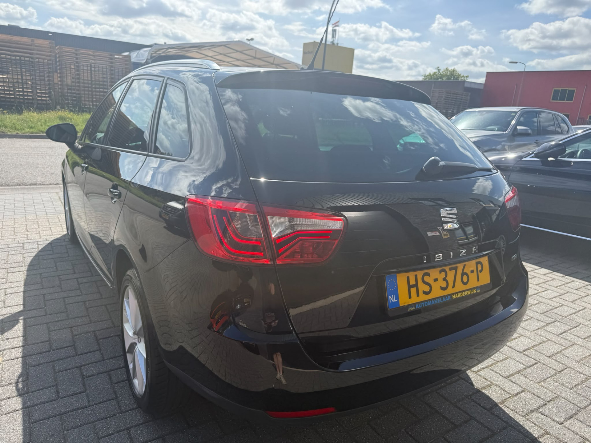 Foto van Seat Ibiza ST