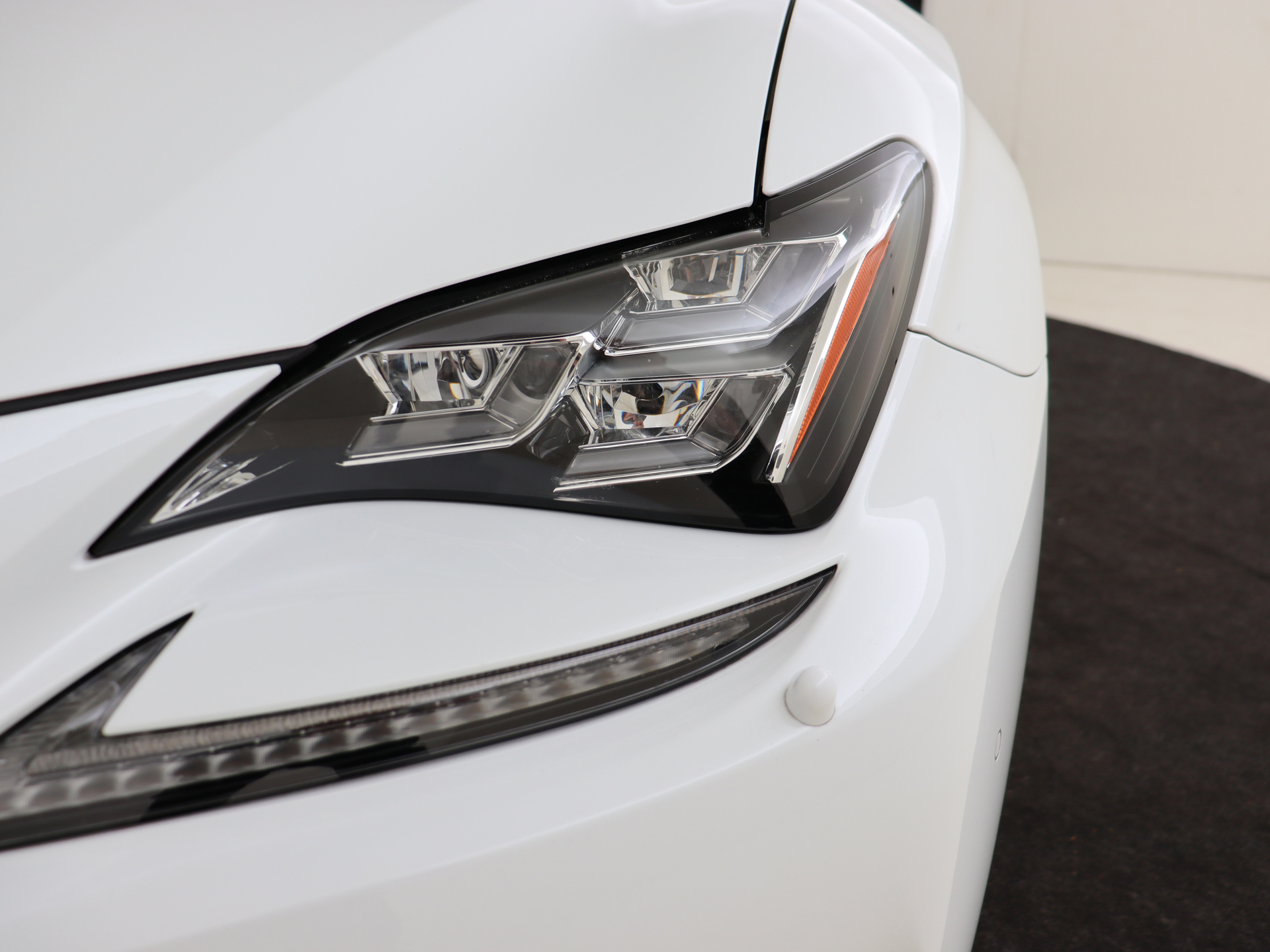Foto van Lexus Lexus Rc300h