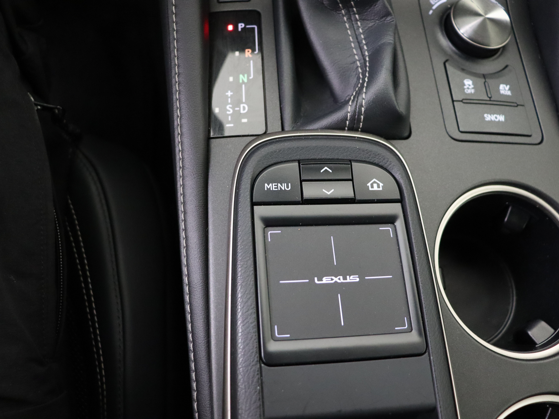 Foto van Lexus Lexus Rc300h