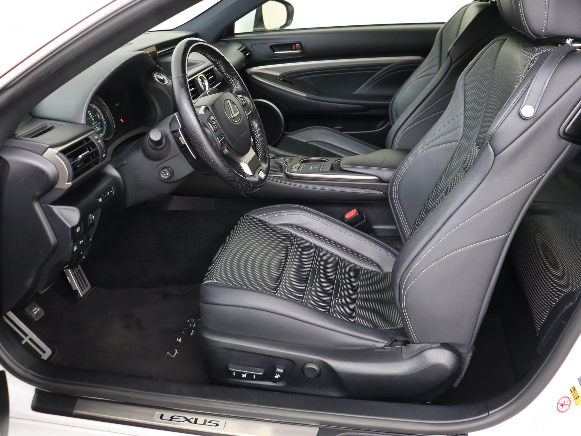 Foto van Lexus Lexus Rc300h