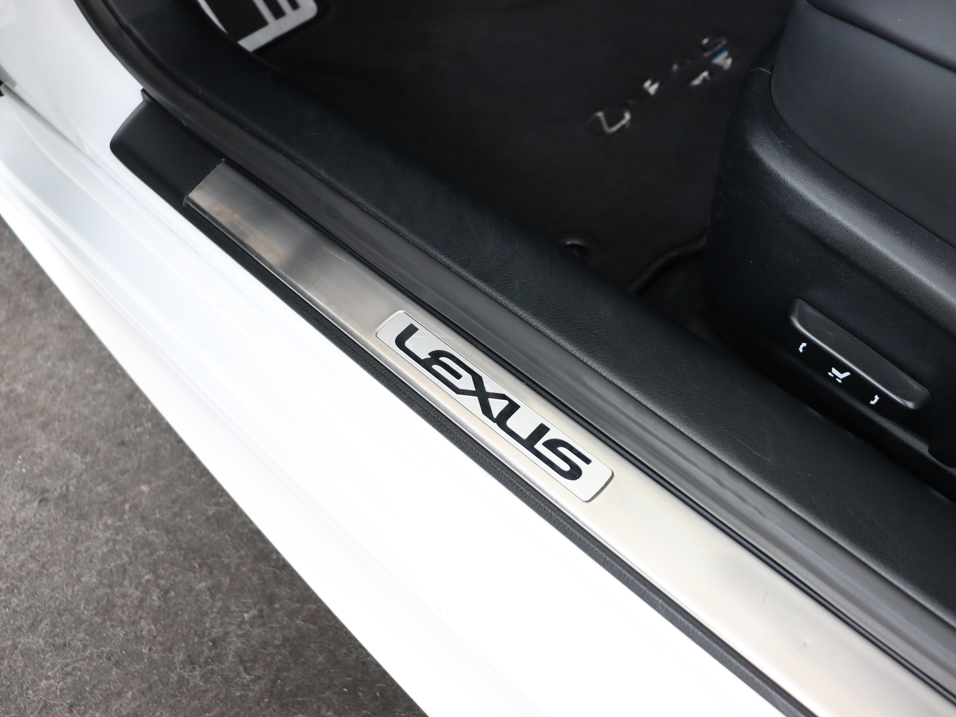 Foto van Lexus Lexus Rc300h
